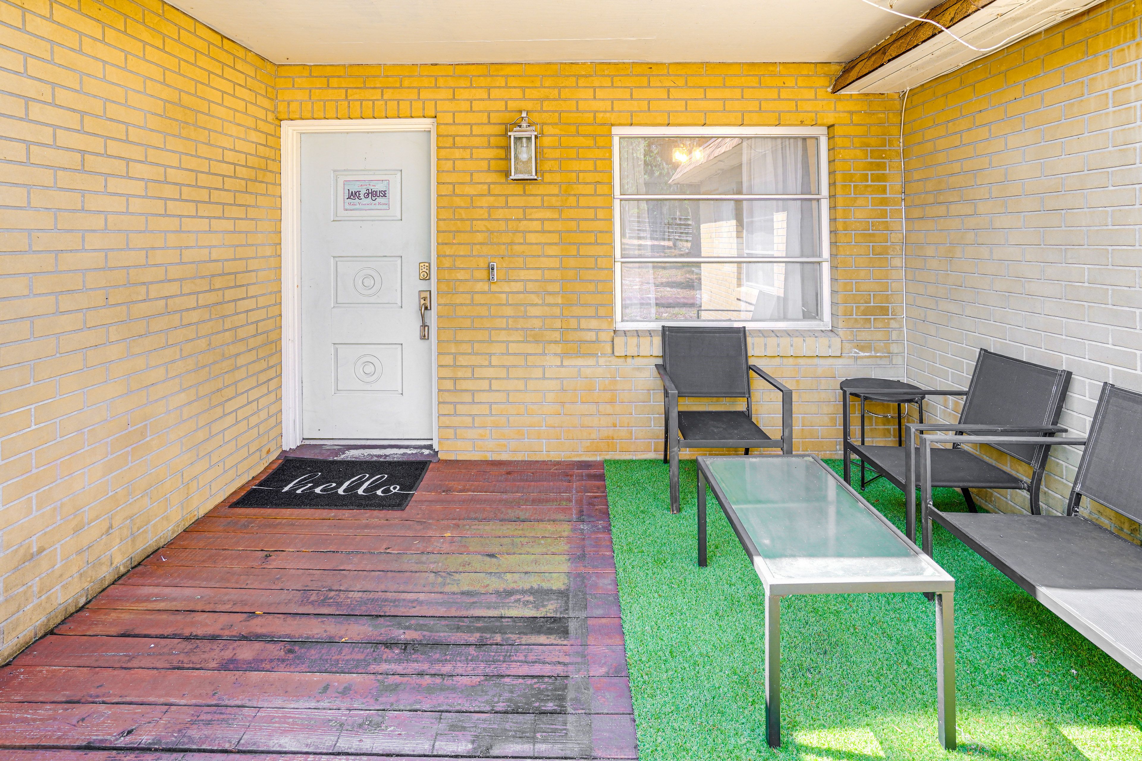 Front Porch | Main Entrance