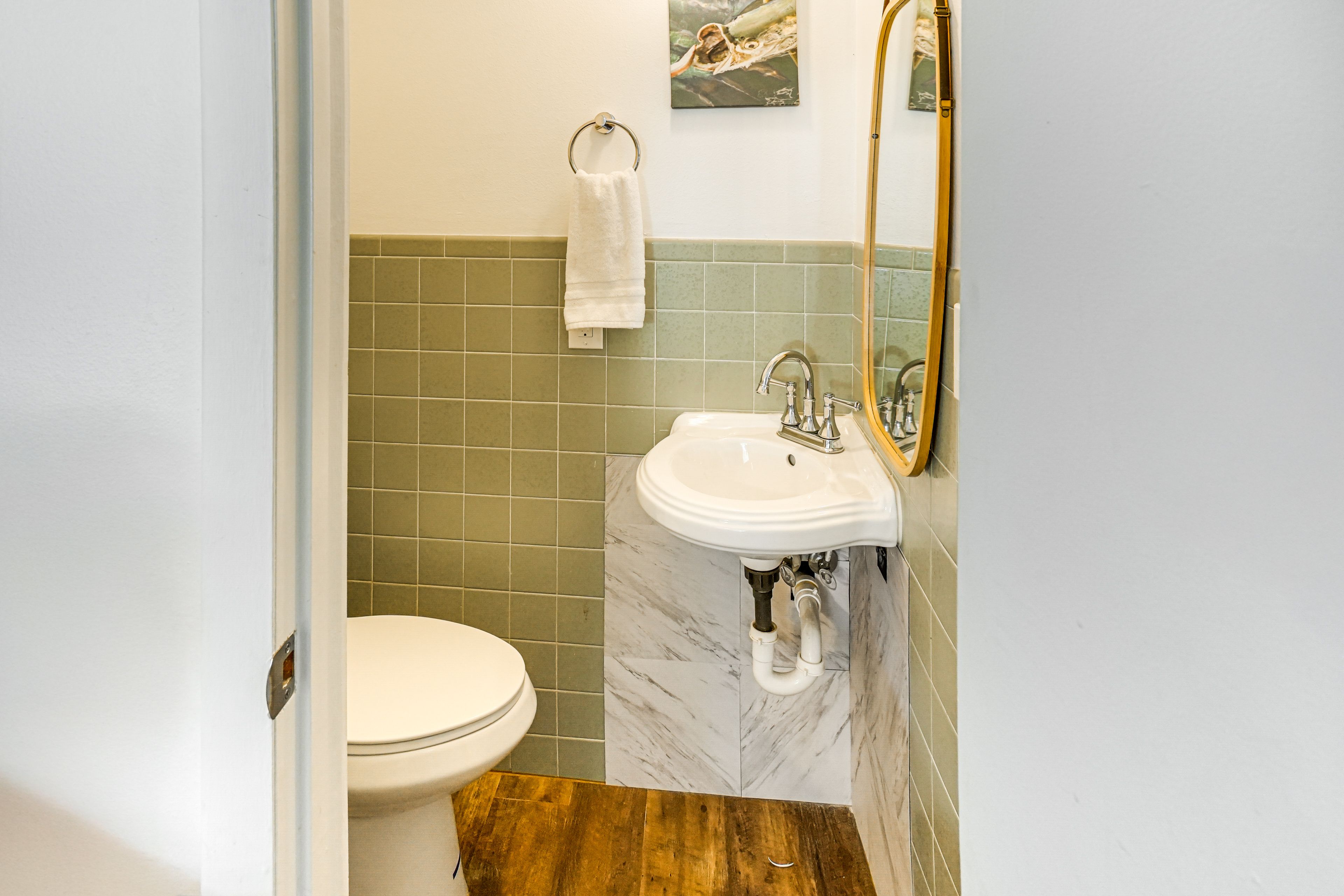 En-Suite Half Bathroom