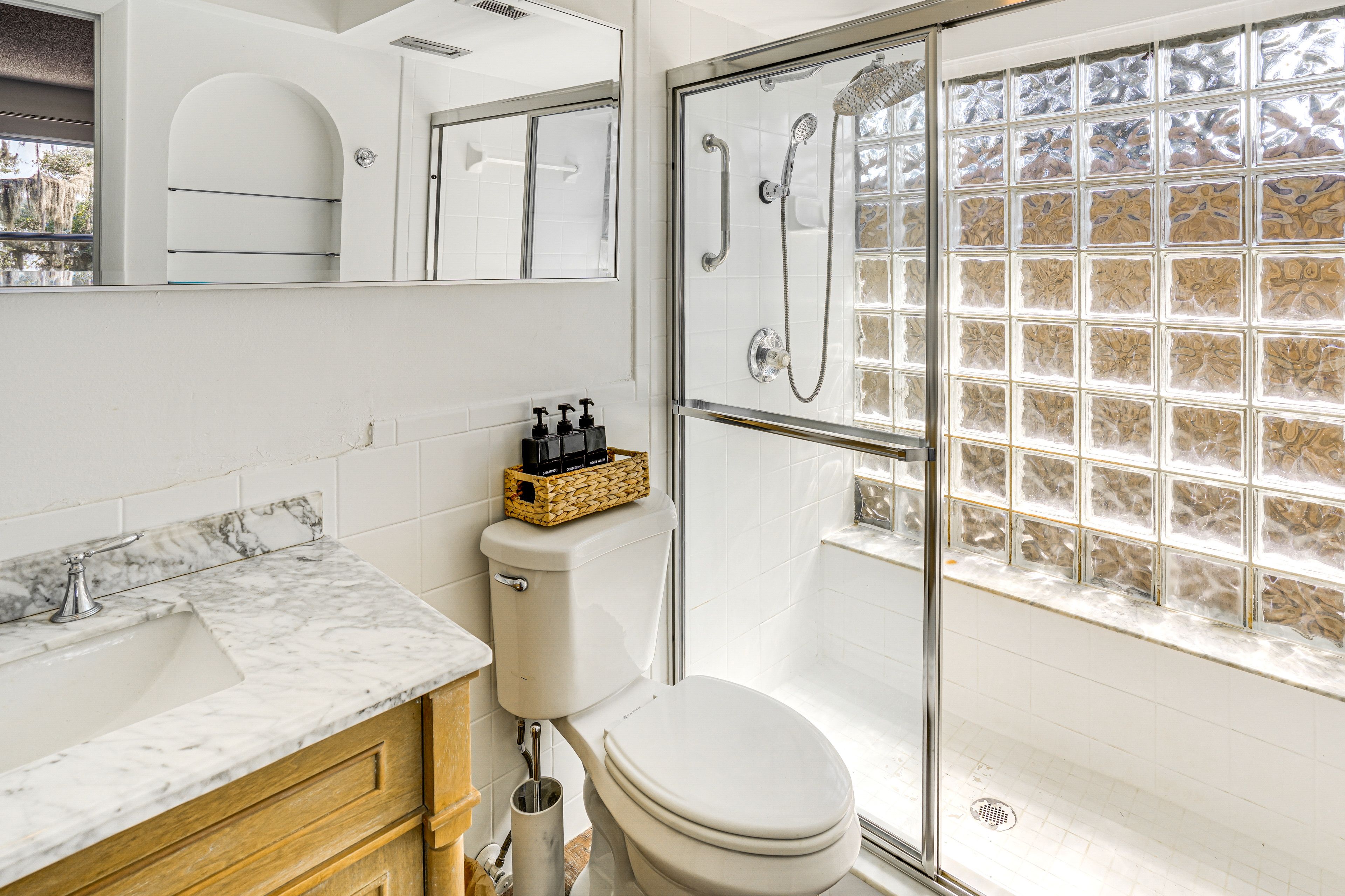 En-Suite Bathroom | Towels Provided