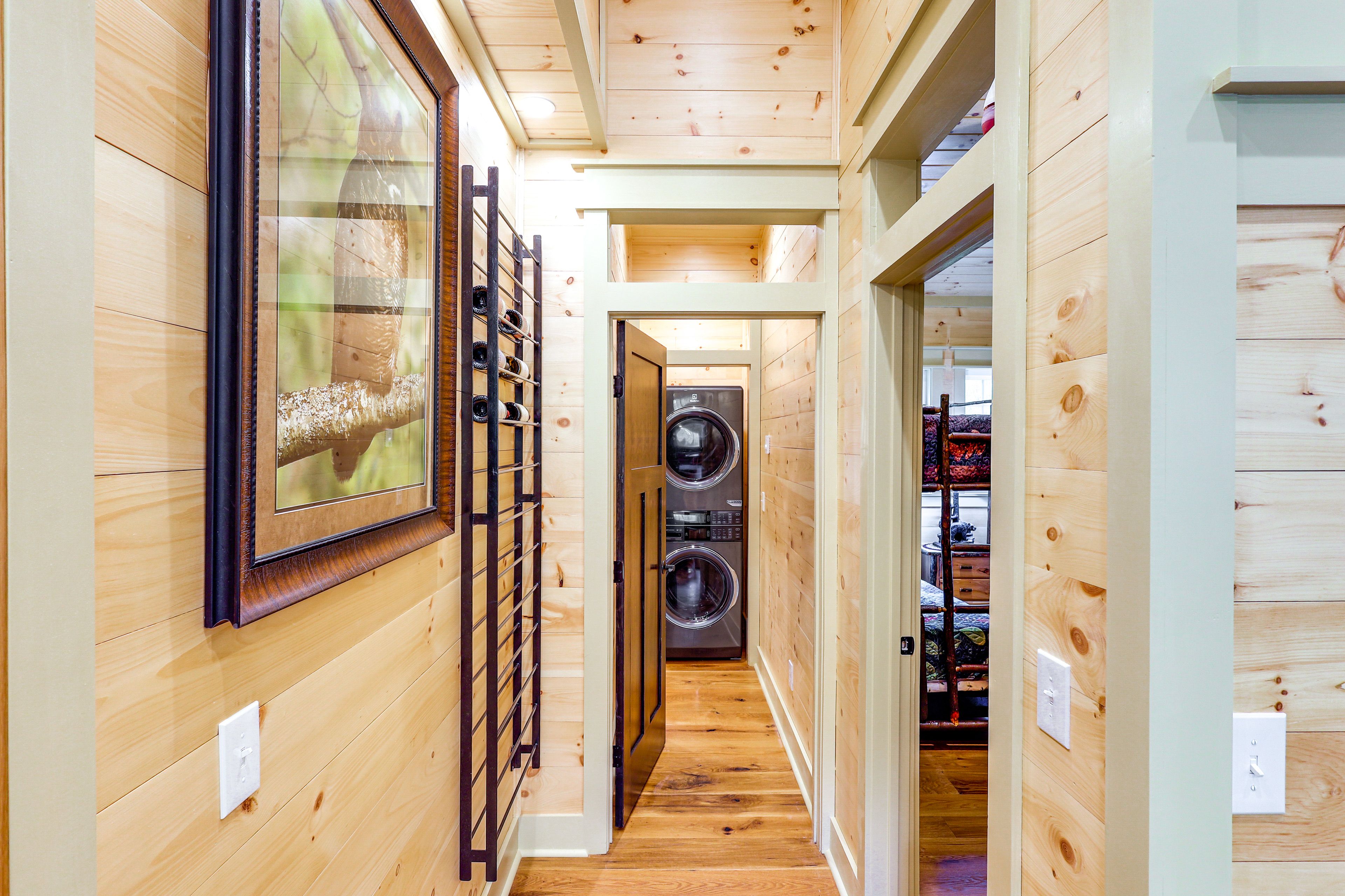 Hallway | Washer & Dryer