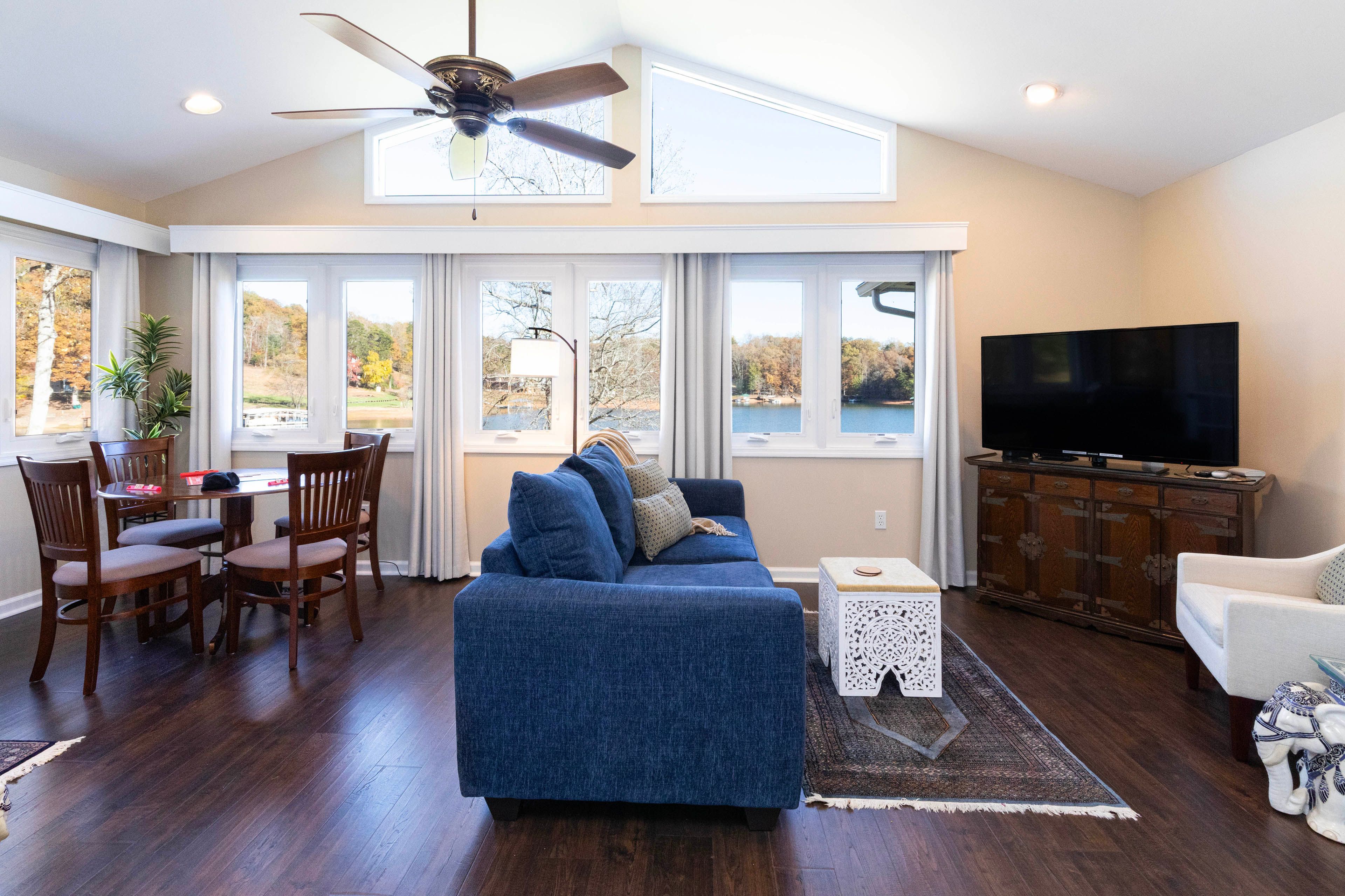 Sunroom | Main Level | Queen Sleeper Sofa | Twin Sleeper Sofa | Smart TV