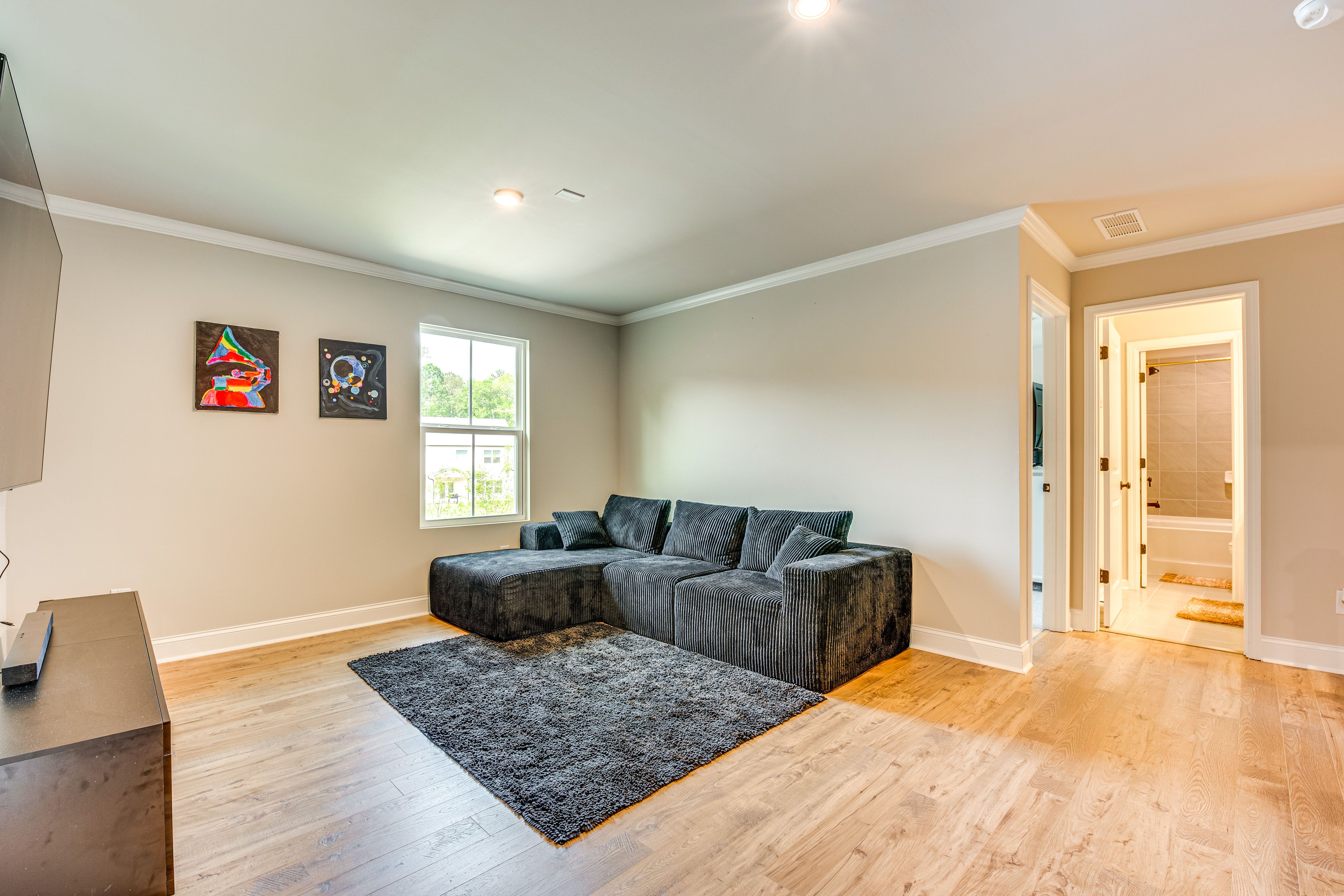 Living Room | 2nd Floor | Smart TV