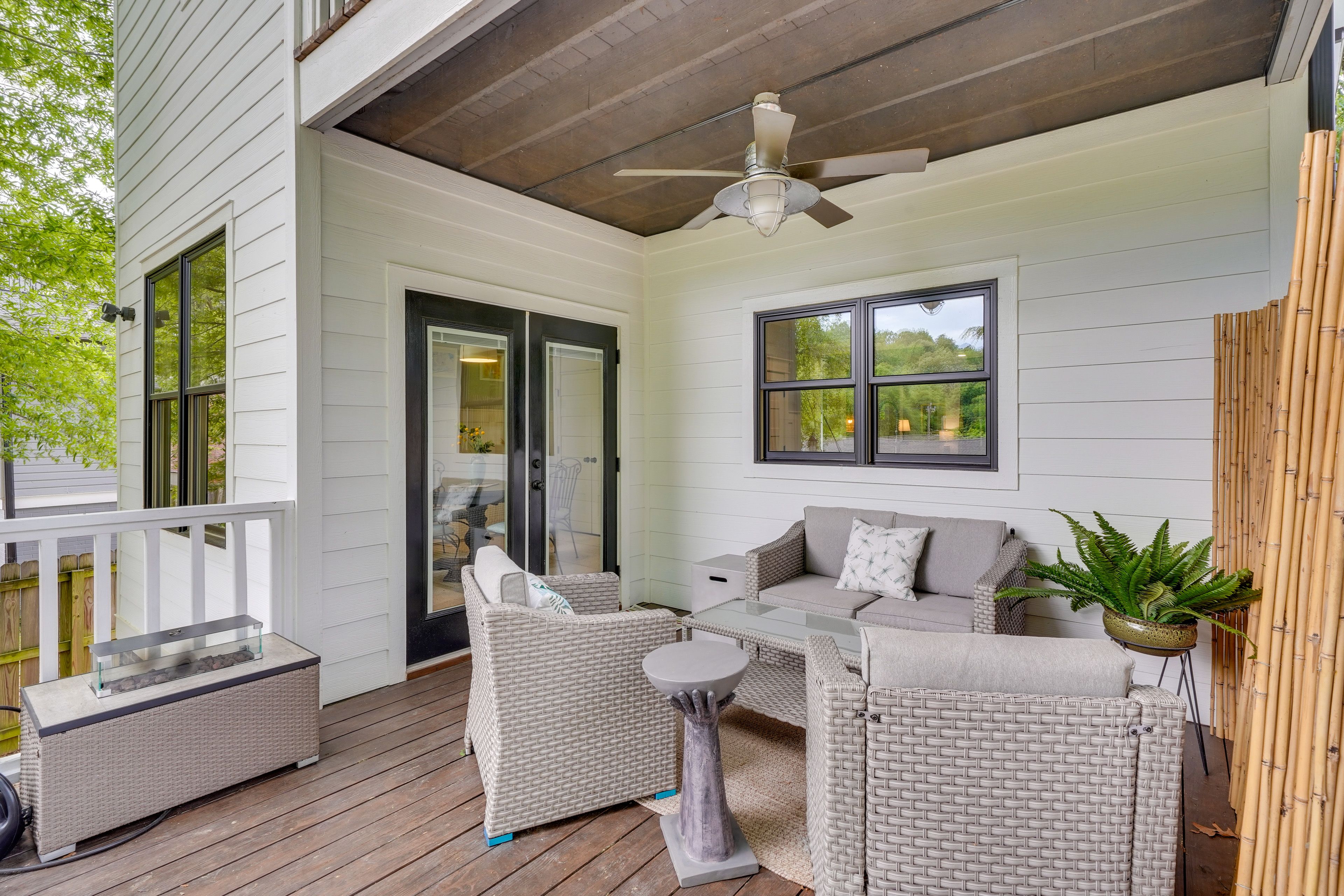 Deck | Gas Fire Table | Fenced Backyard | 2-Story Home