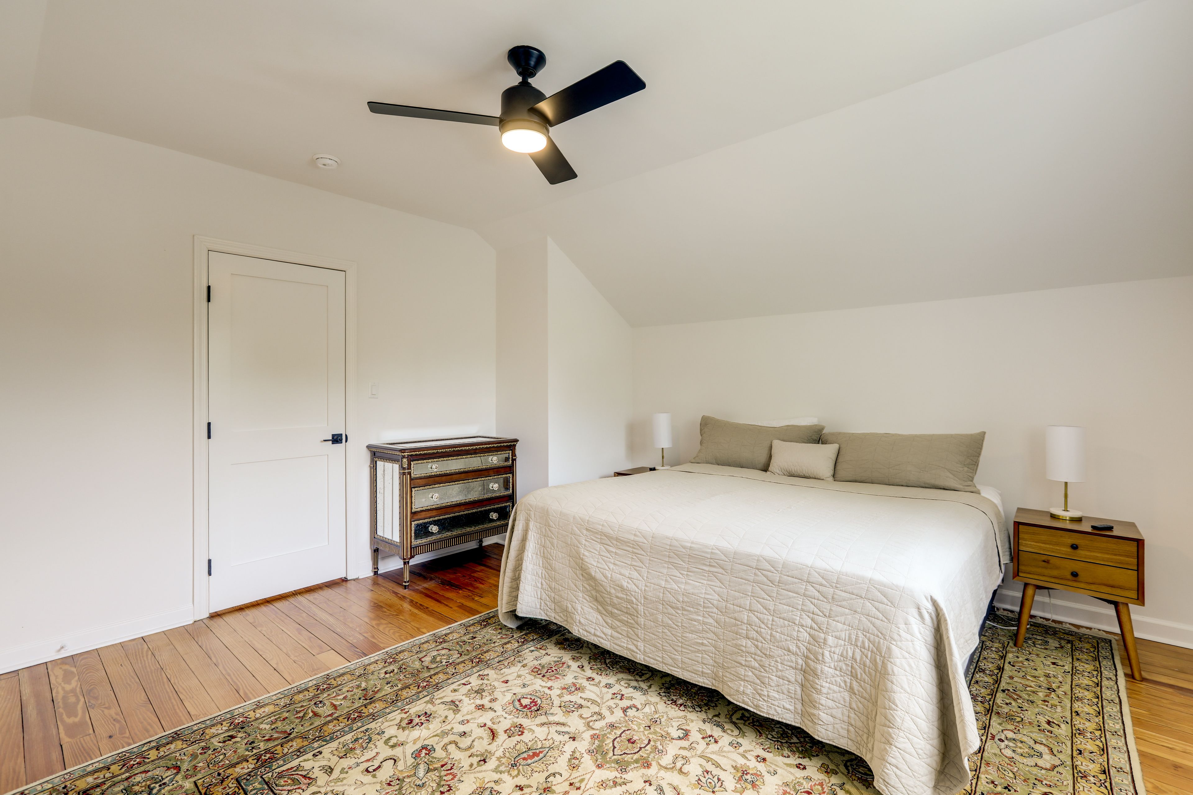 Bedroom 3 | 2nd Floor | King Bed