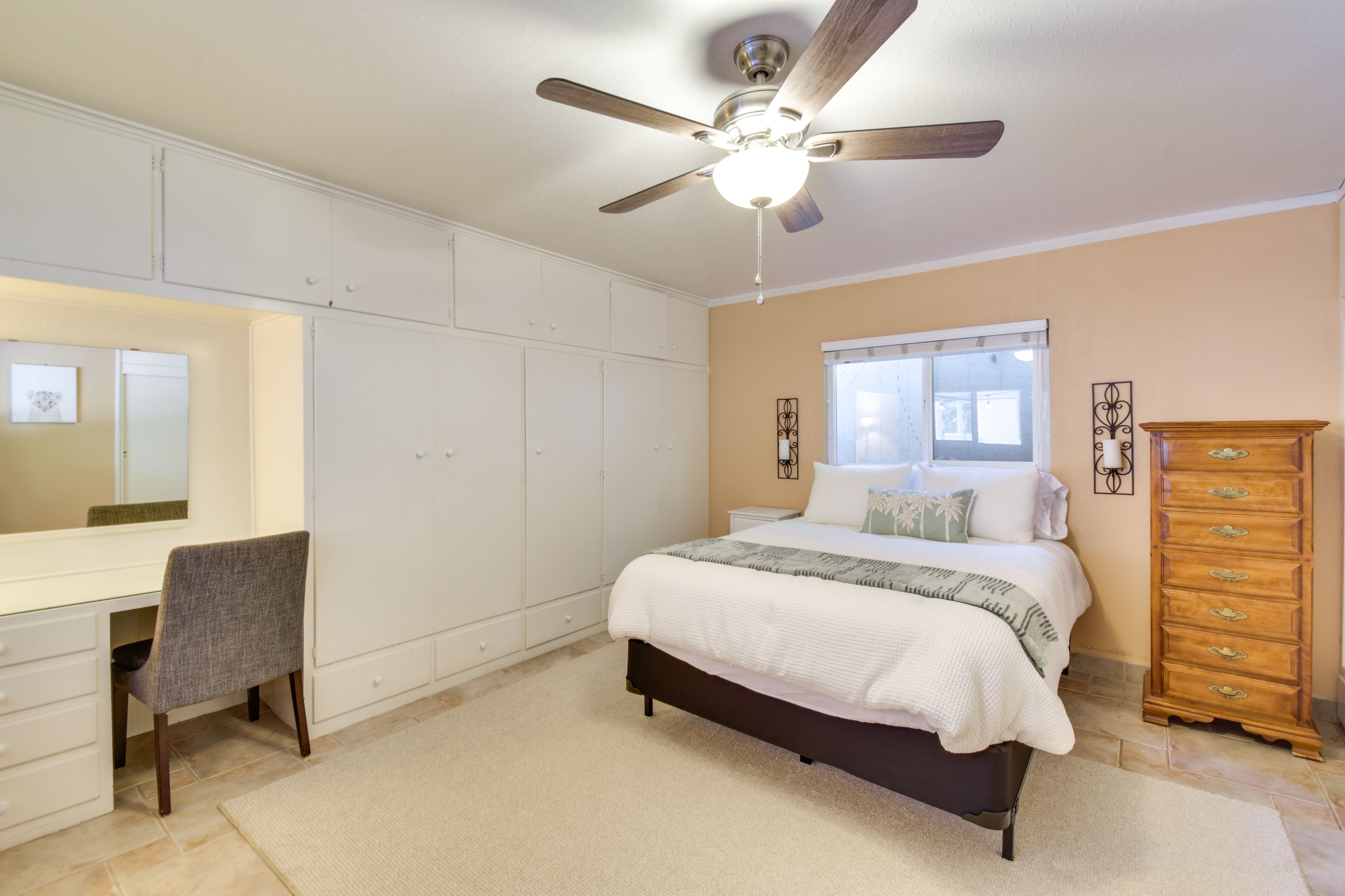 Bedroom 2 | Queen Bed | Linens Provided
