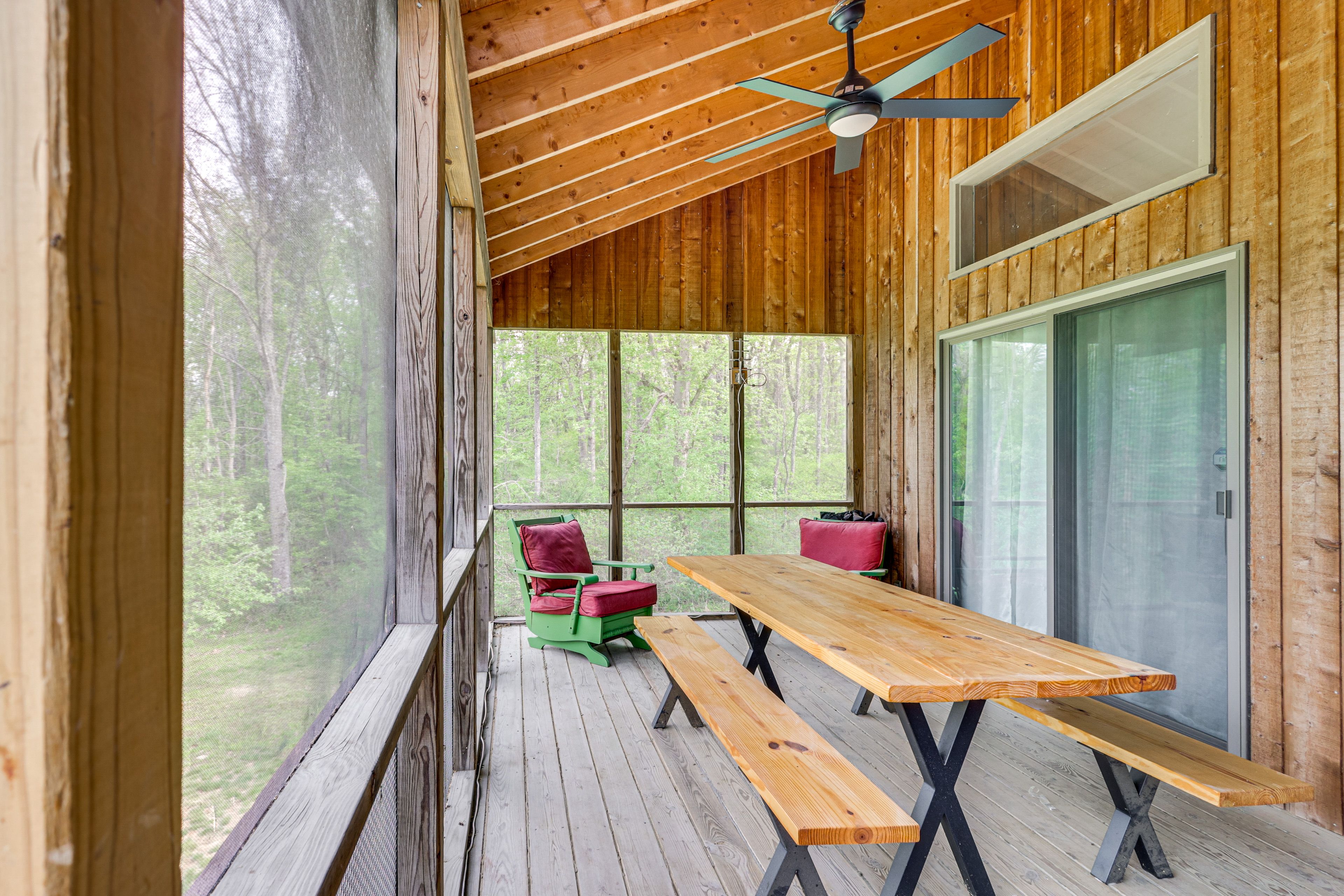 Screened Lanai | Outdoor Dining