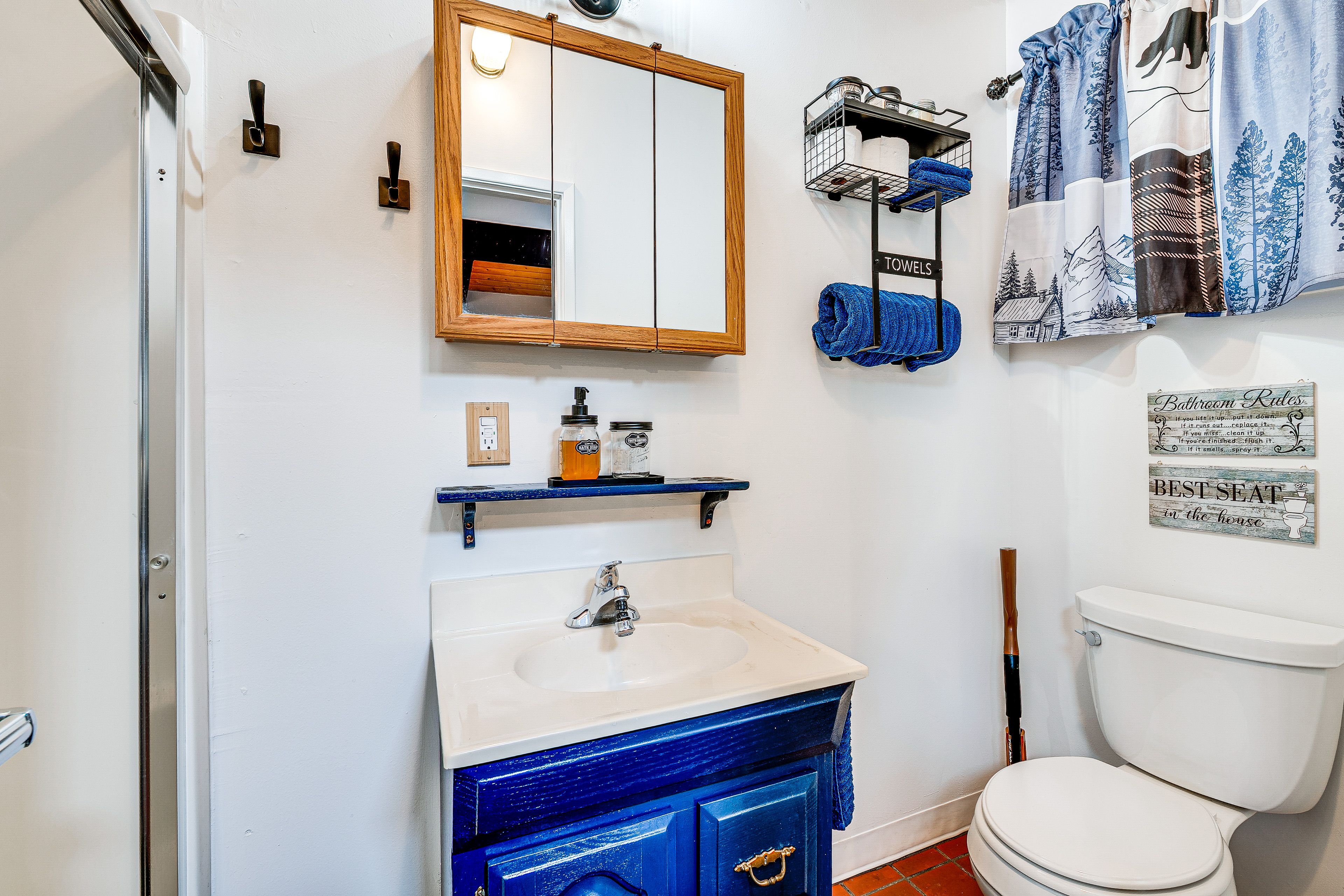 Full Bathroom