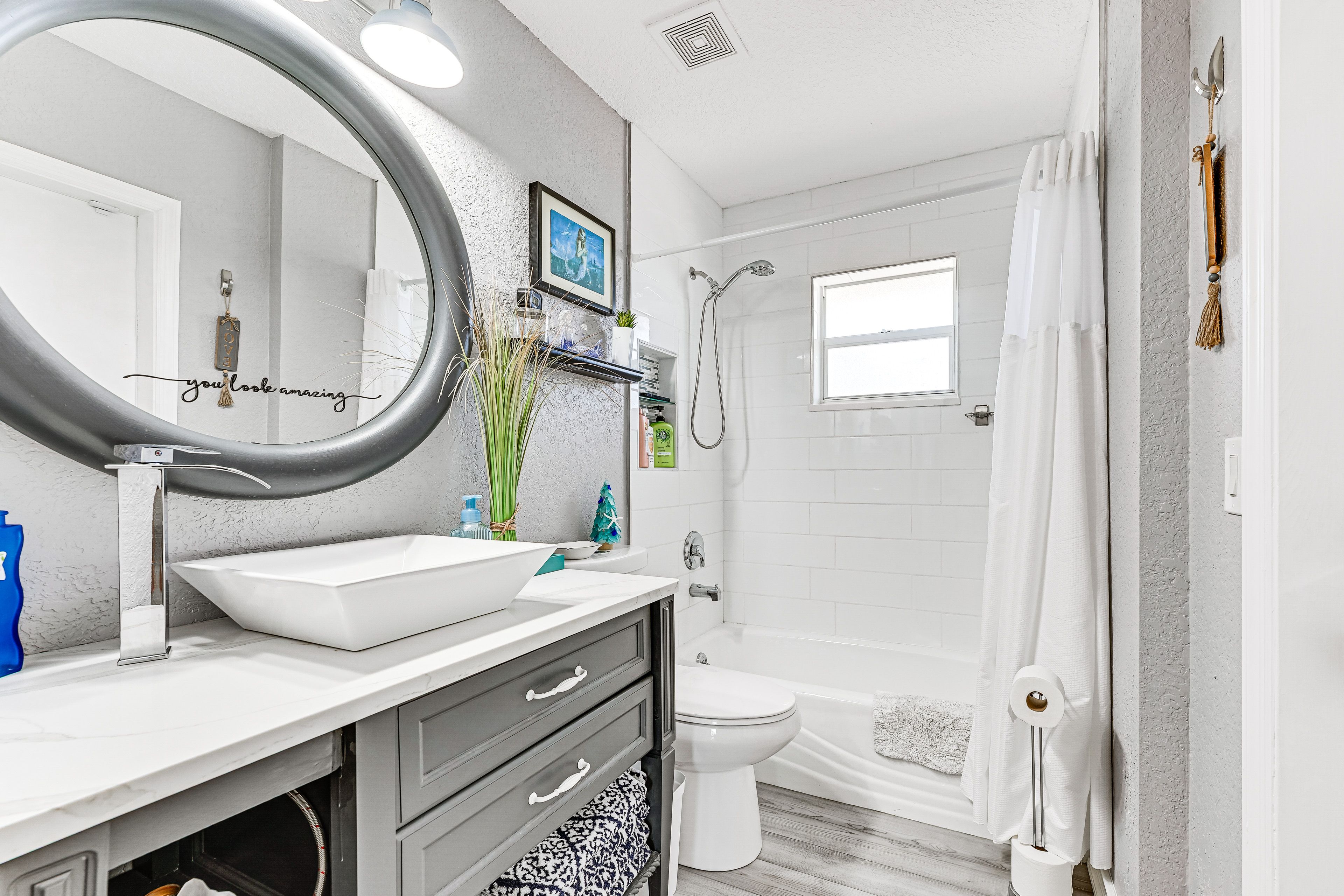 Bathroom | Towels Provided