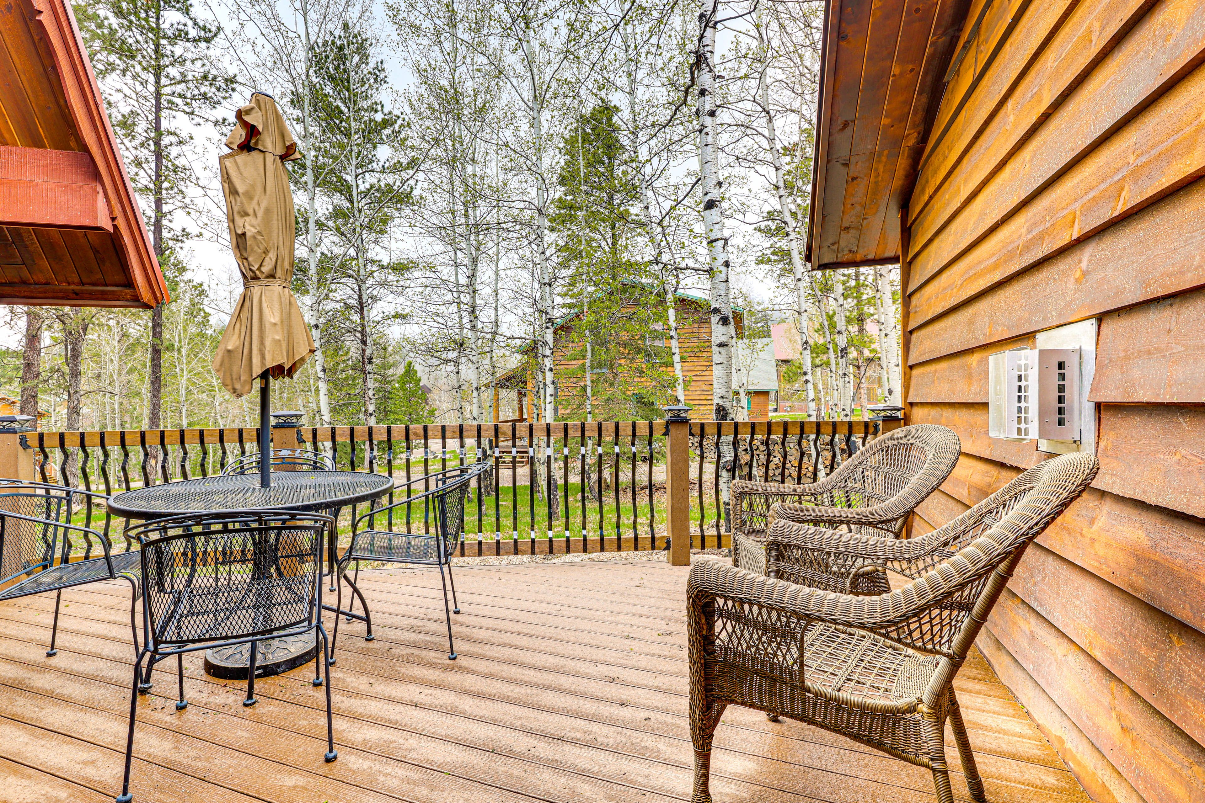 Rear Deck | Outdoor Dining
