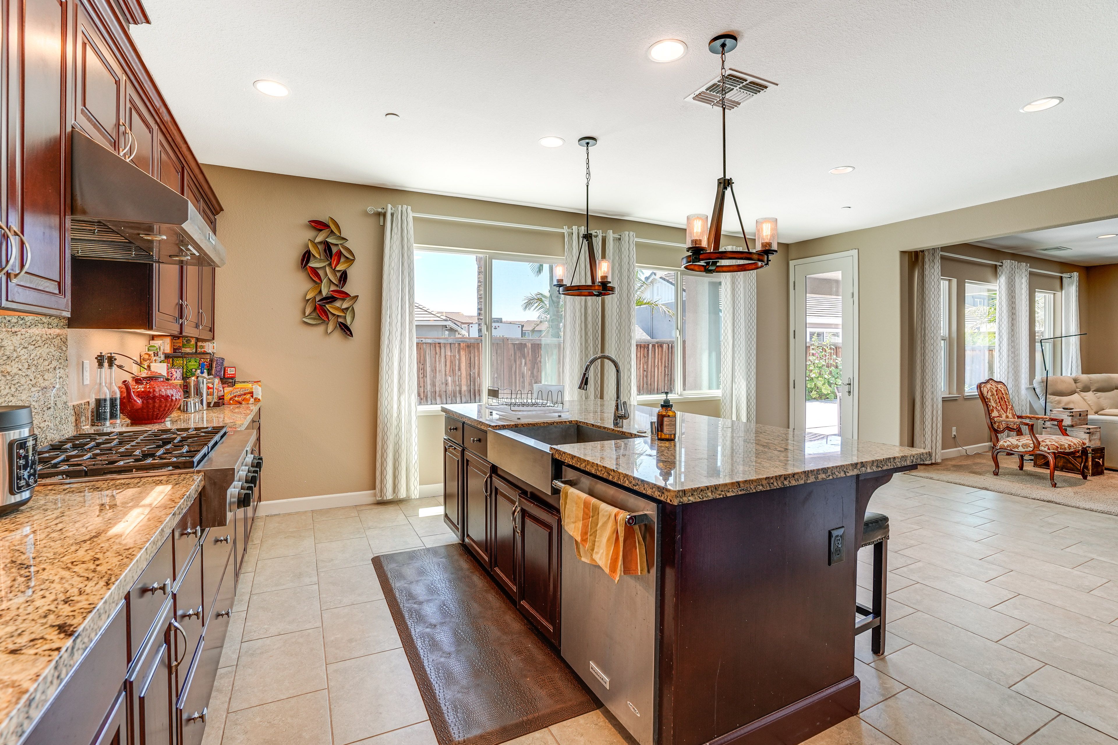 Kitchen | 1st Floor