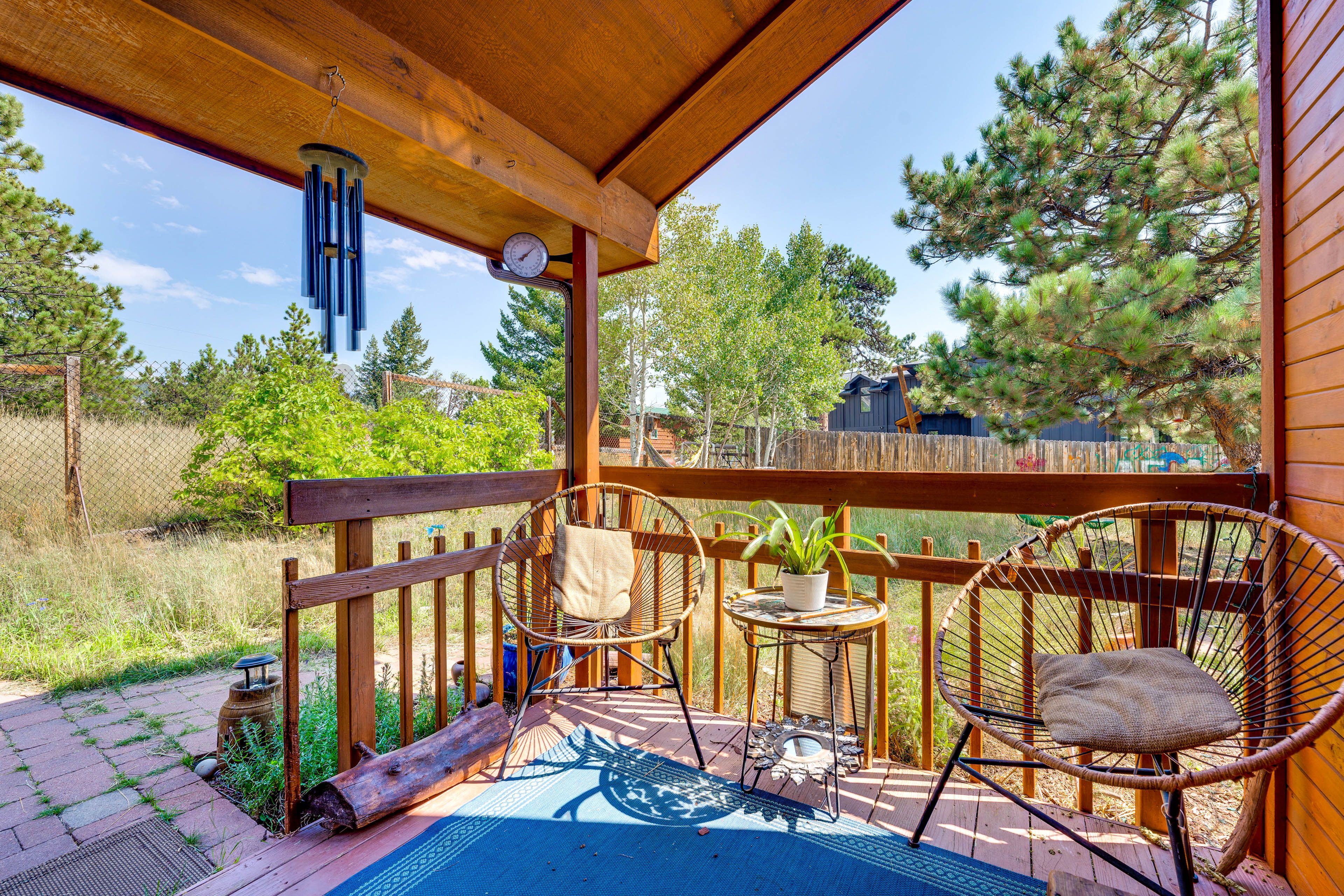 Covered Porch | Seating