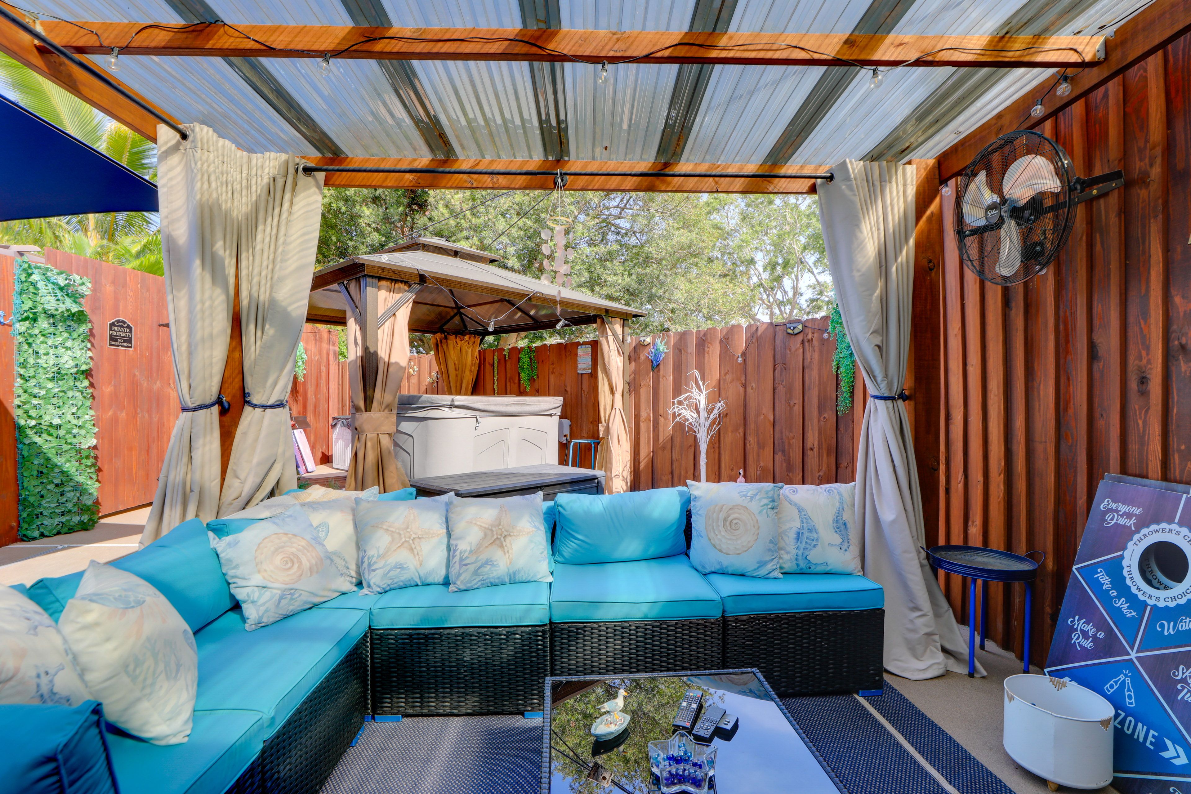 Sarasota Vacation Rental | 1BR | 1BA | 700 Sq Ft | 1 Step to Enter