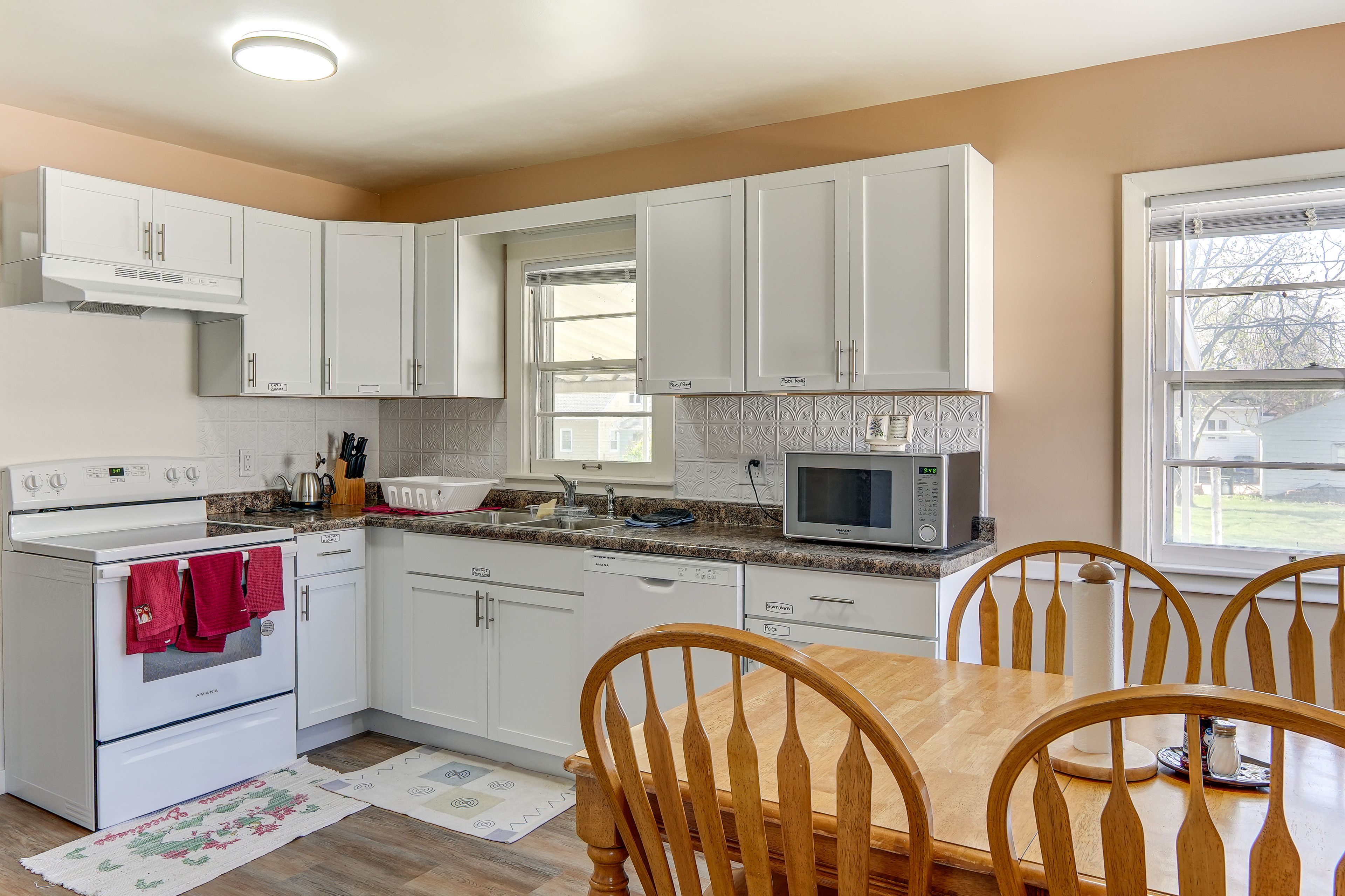 Kitchen & Dining Area | Central A/C & Heat
