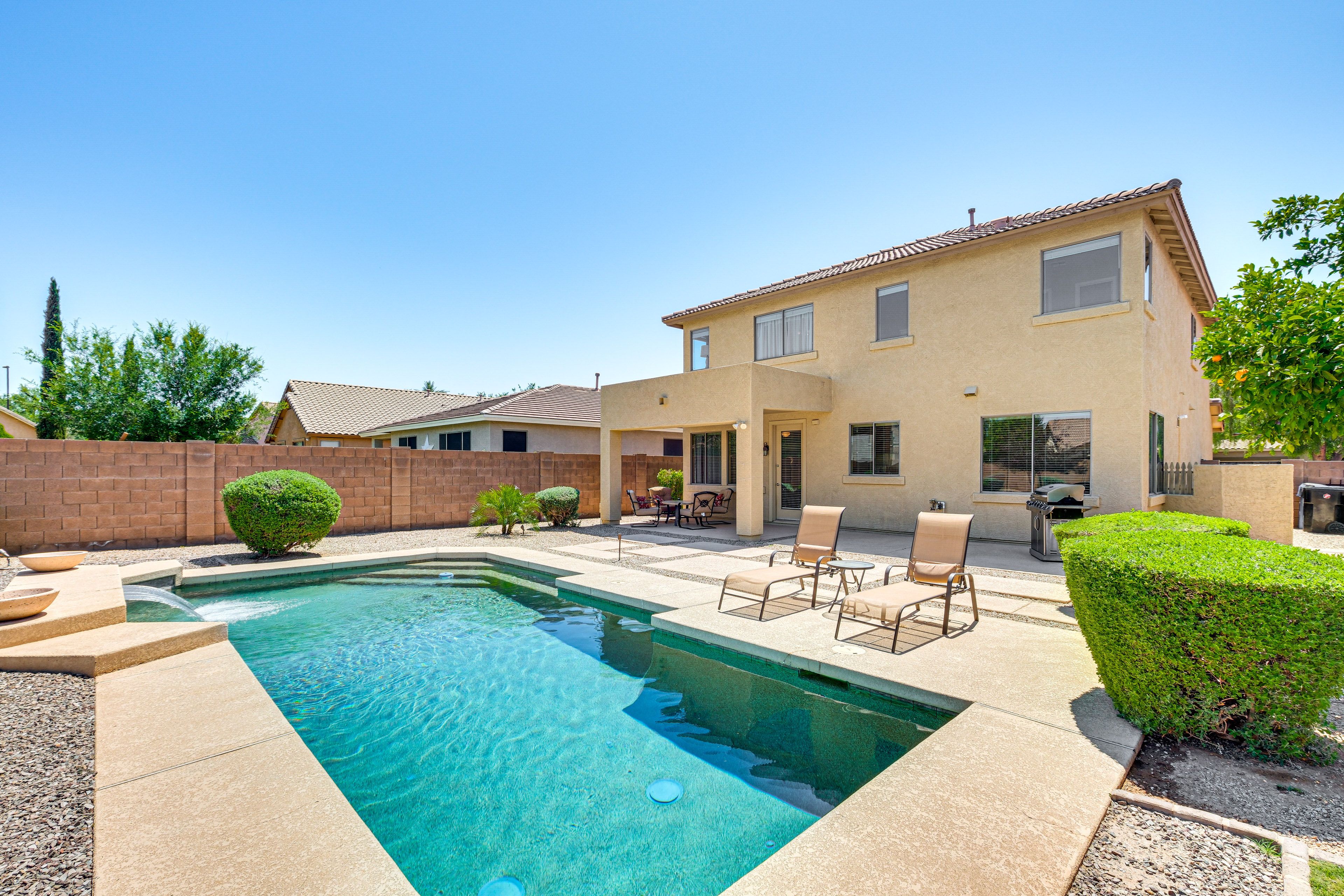 Private Outdoor Pool (Heated w/ Fee; Depth 4'-5')