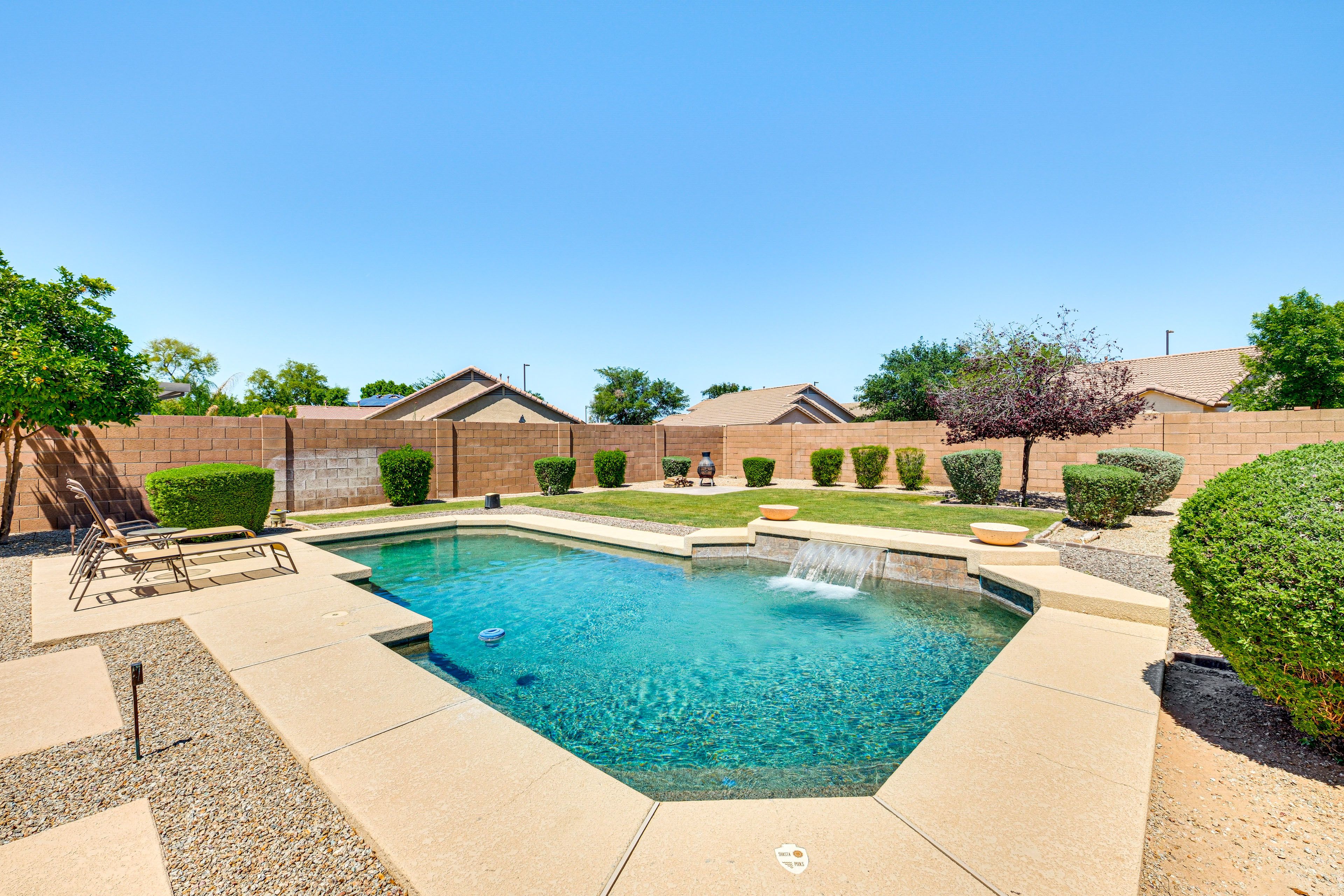 Fenced Backyard | Fire Pit | Seating