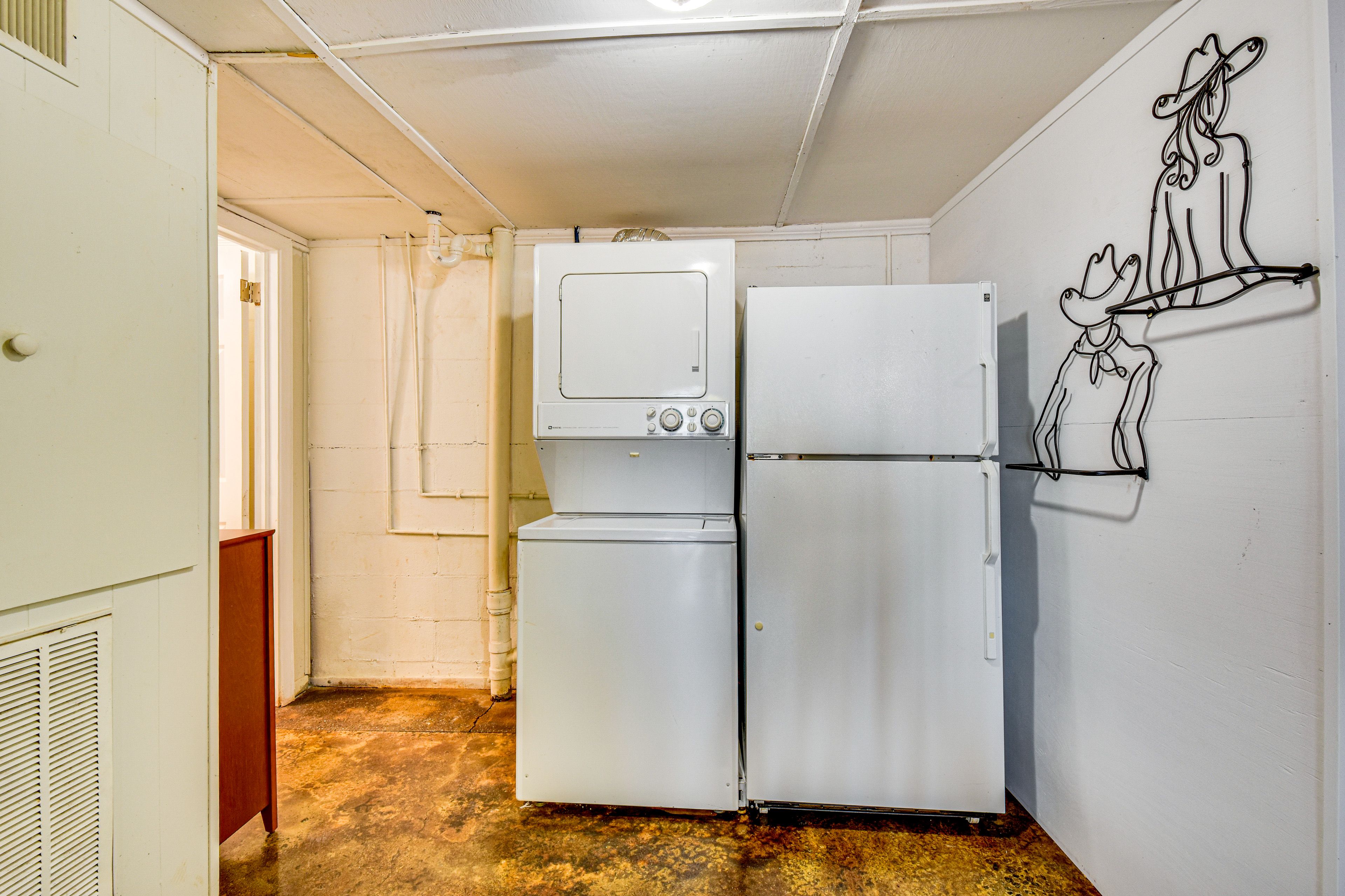 Washer & Dryer | Lower Level