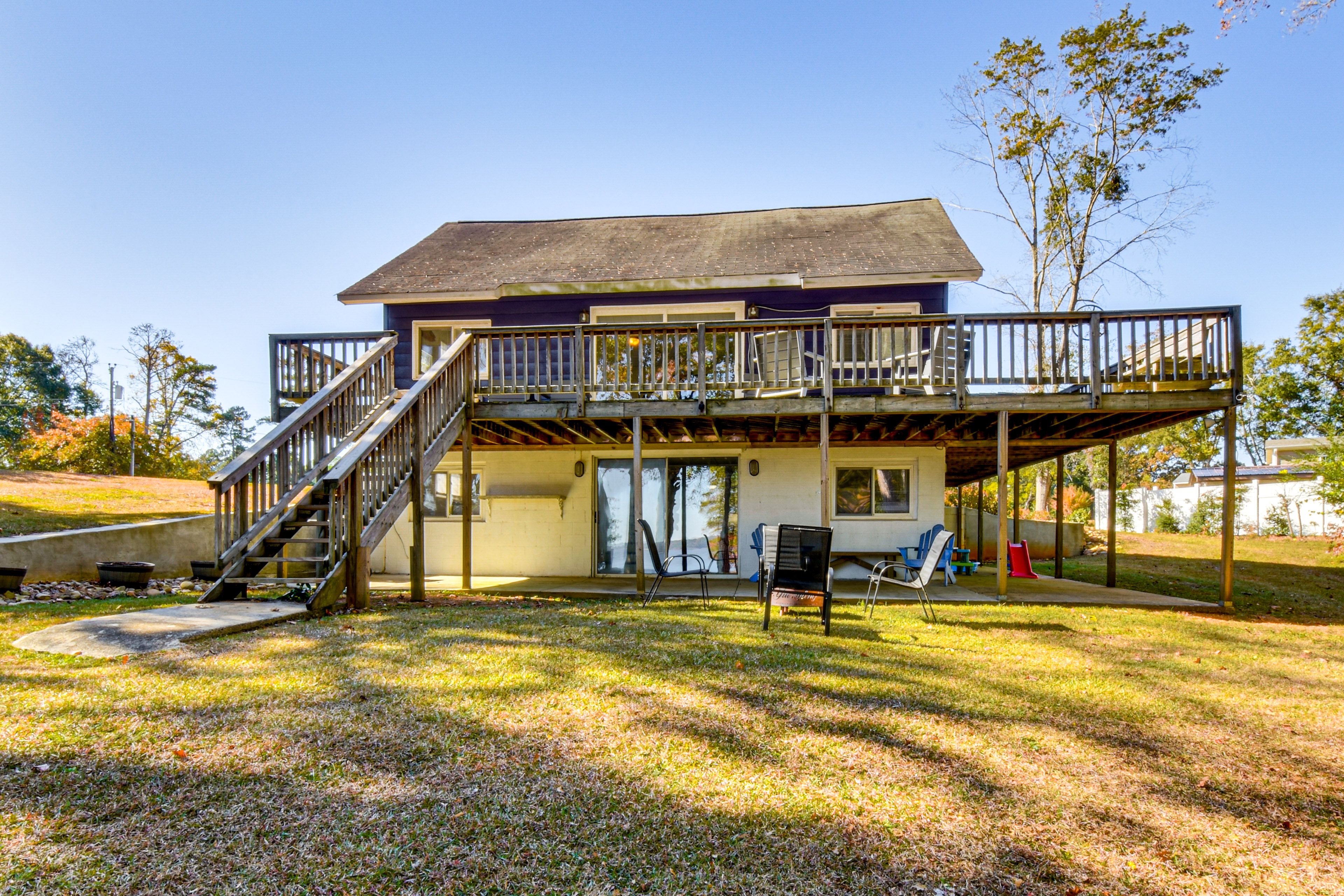 Backyard | Wood-Burning Fire Pit
