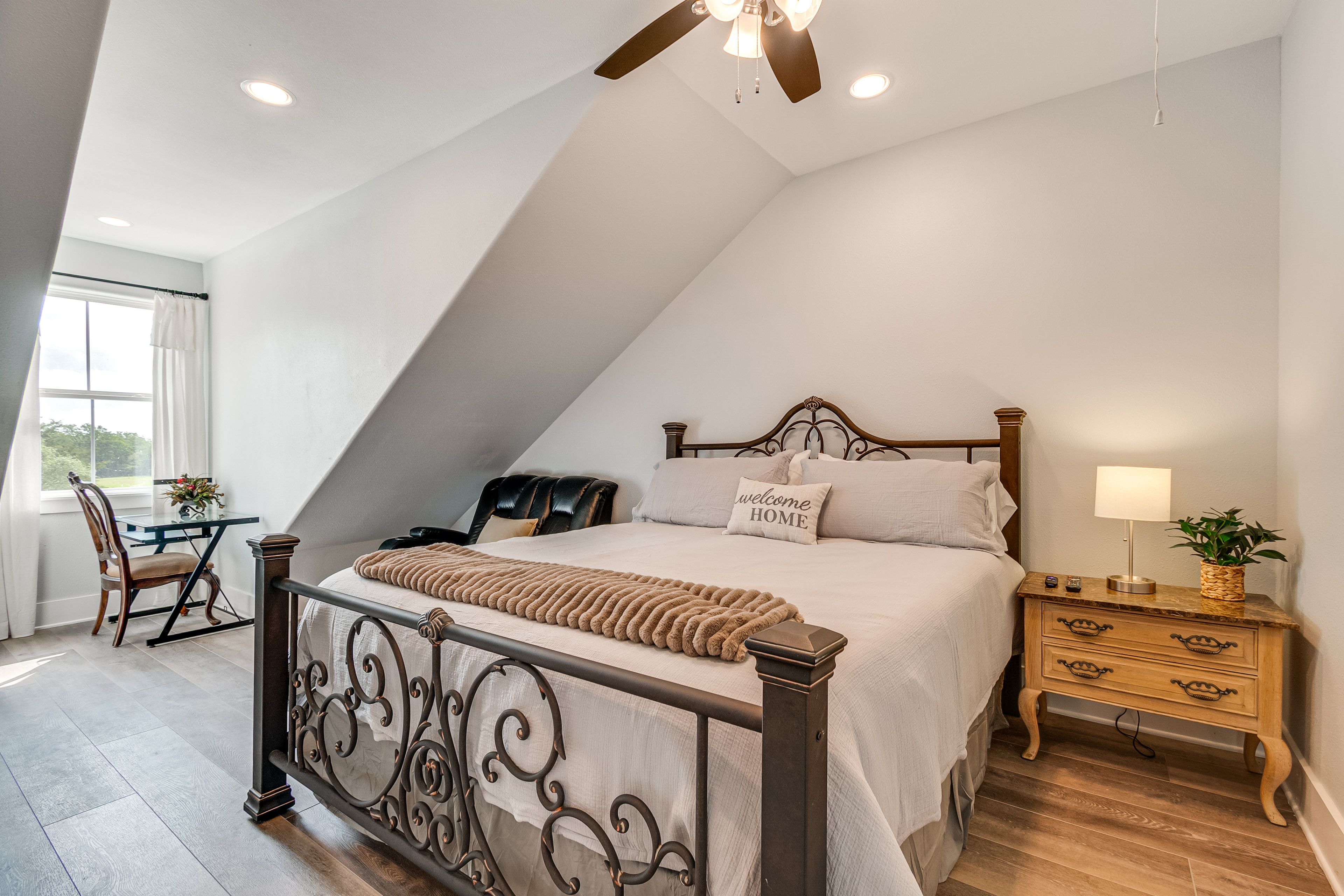 Bedroom 1 | King Bed | Linens Provided | Smart TV | Desk Workspace