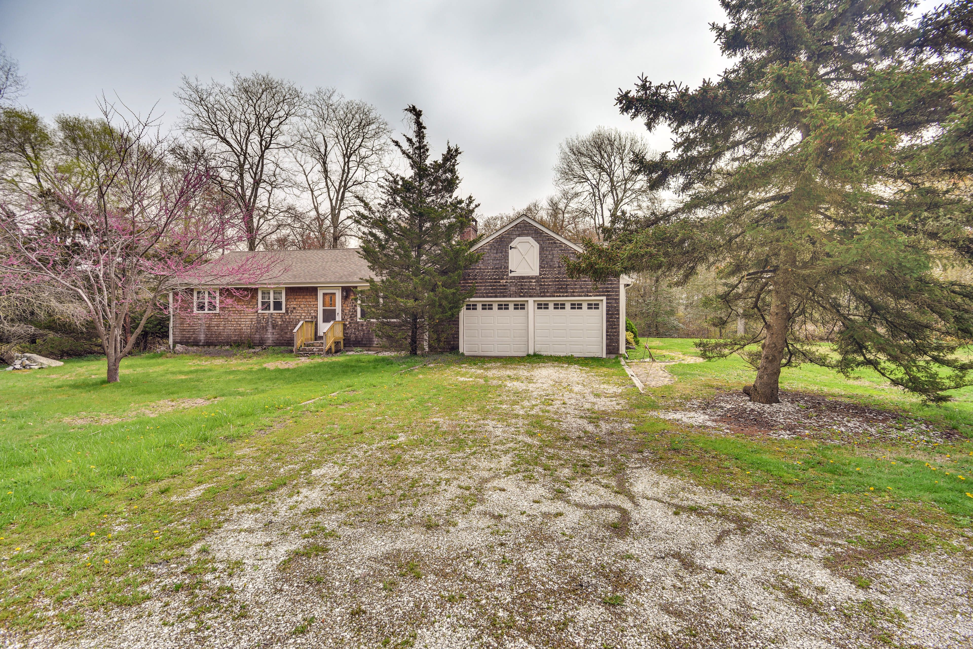 Property Exterior | Driveway Parking (4 Vehicles)