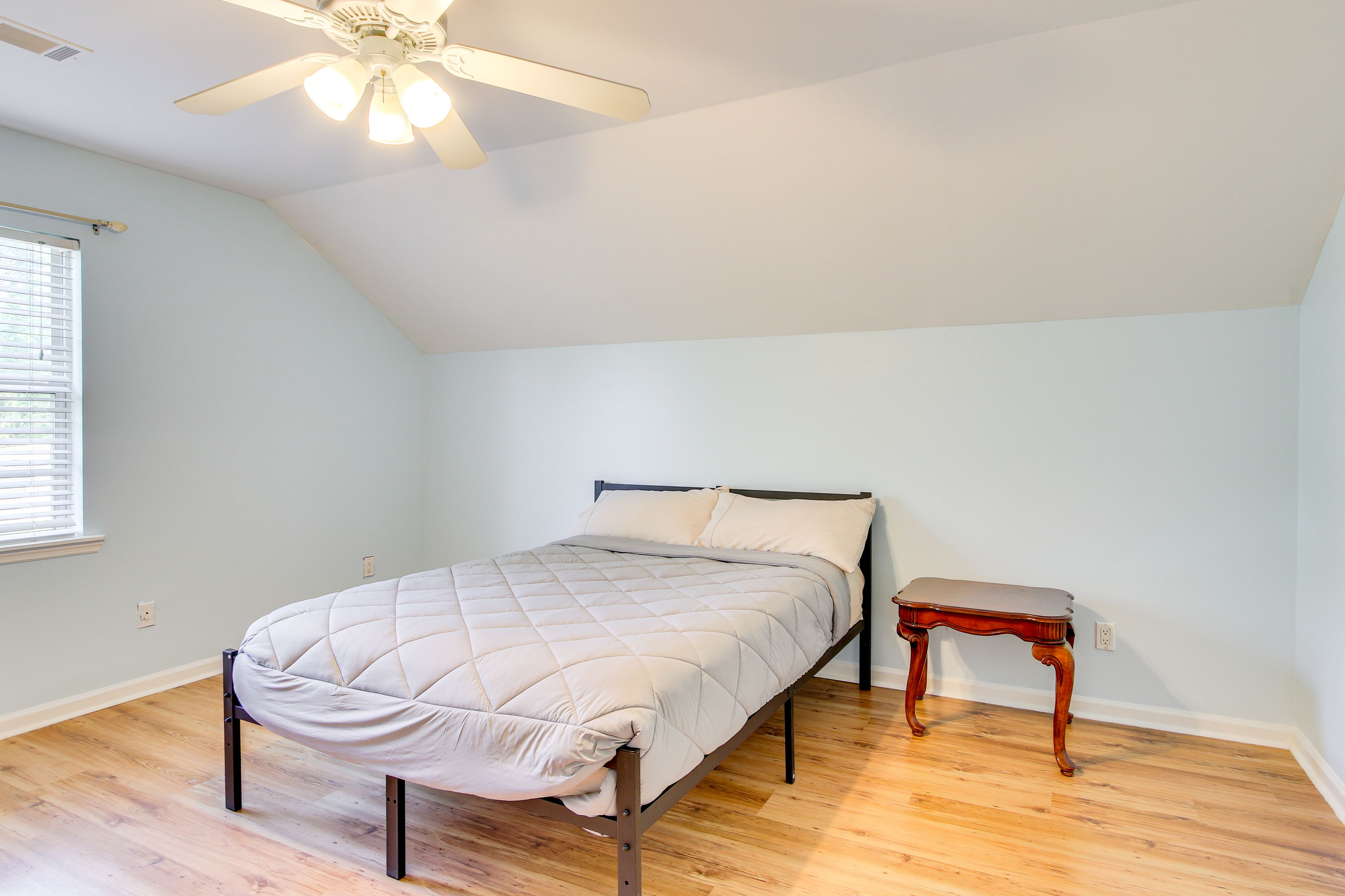 Bedroom 3 | Queen Bed | 2nd Floor