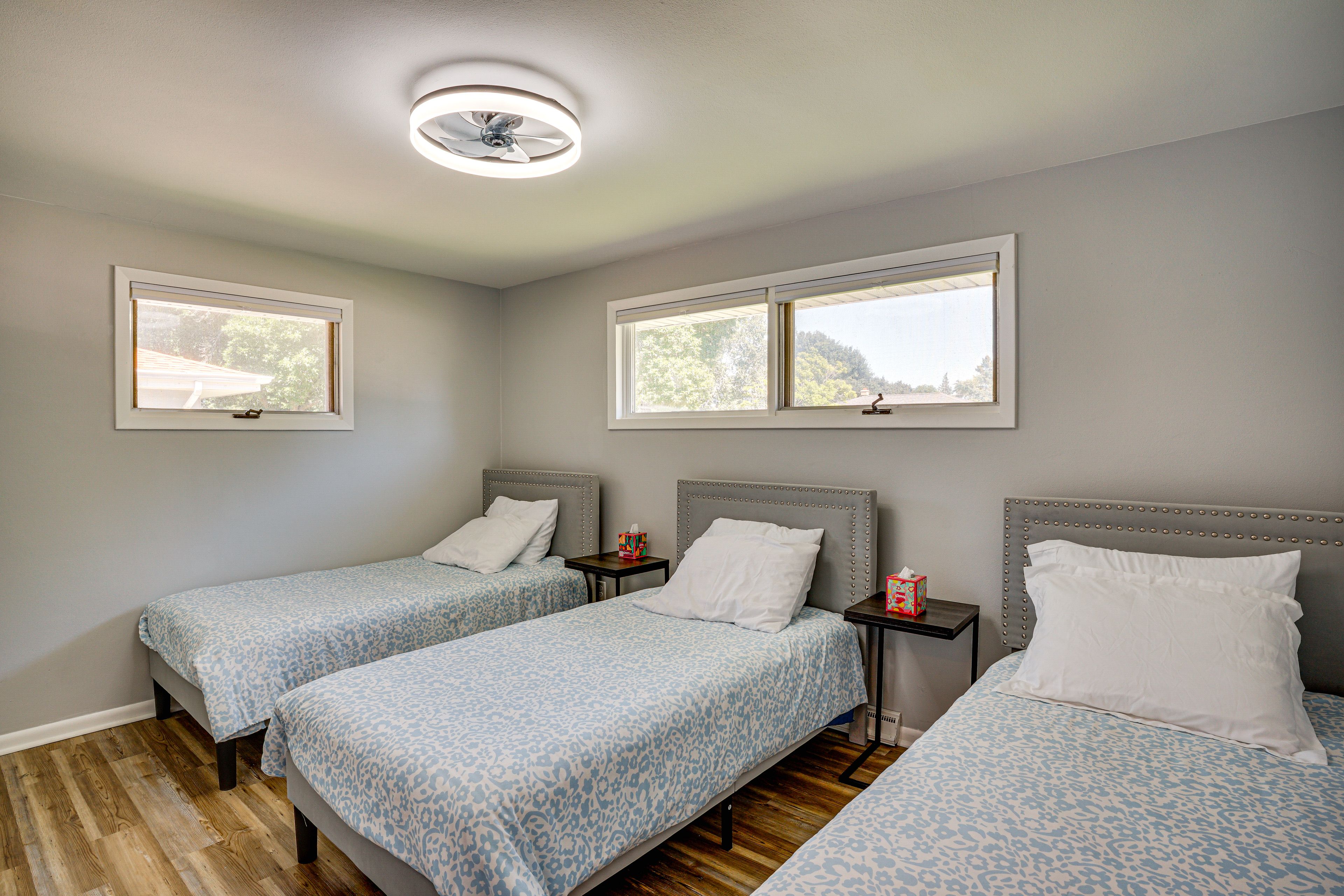 Bedroom 2 | 3 Twin Beds