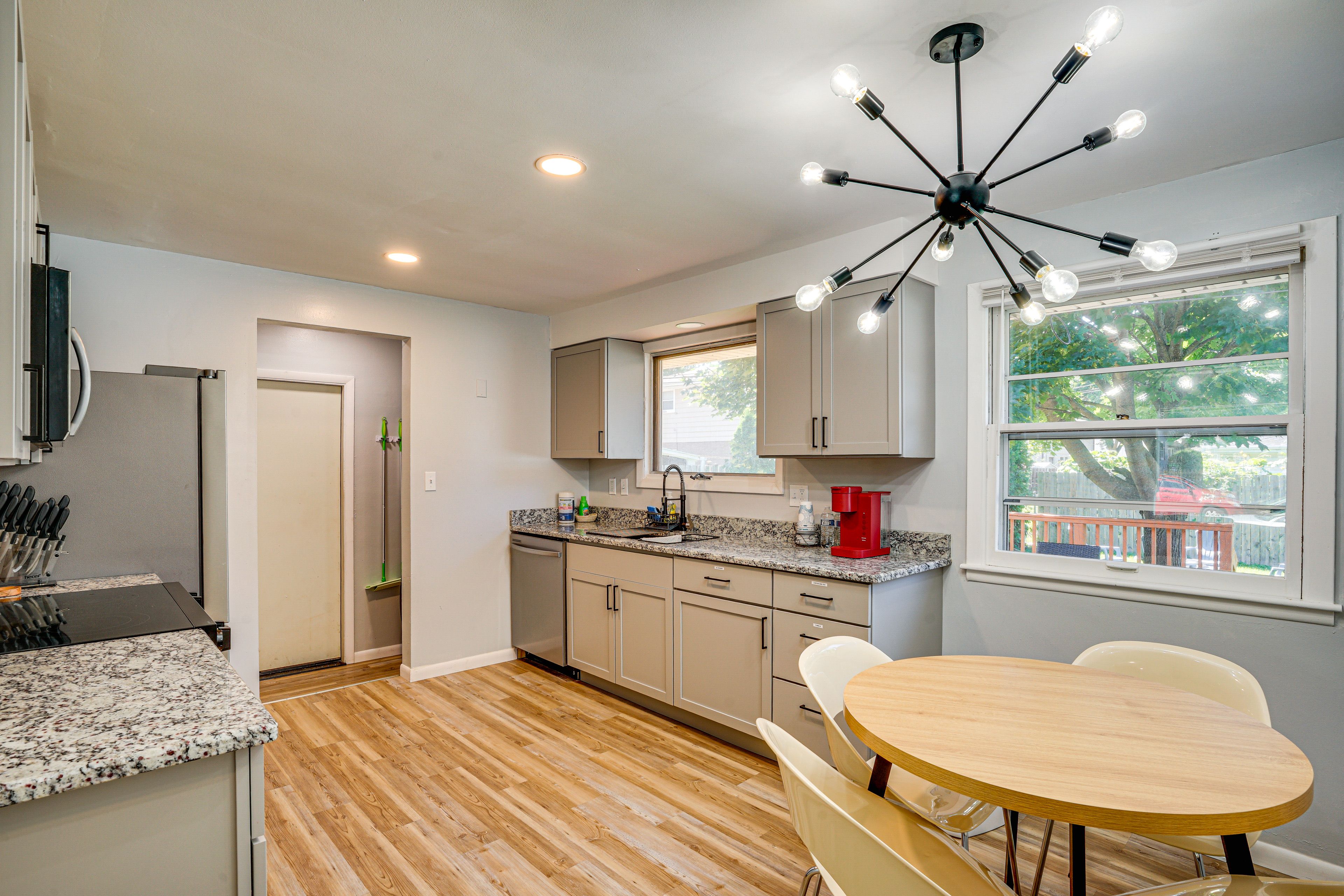 Kitchen | Keurig Coffee Maker | Dishwasher | Cooking Basics