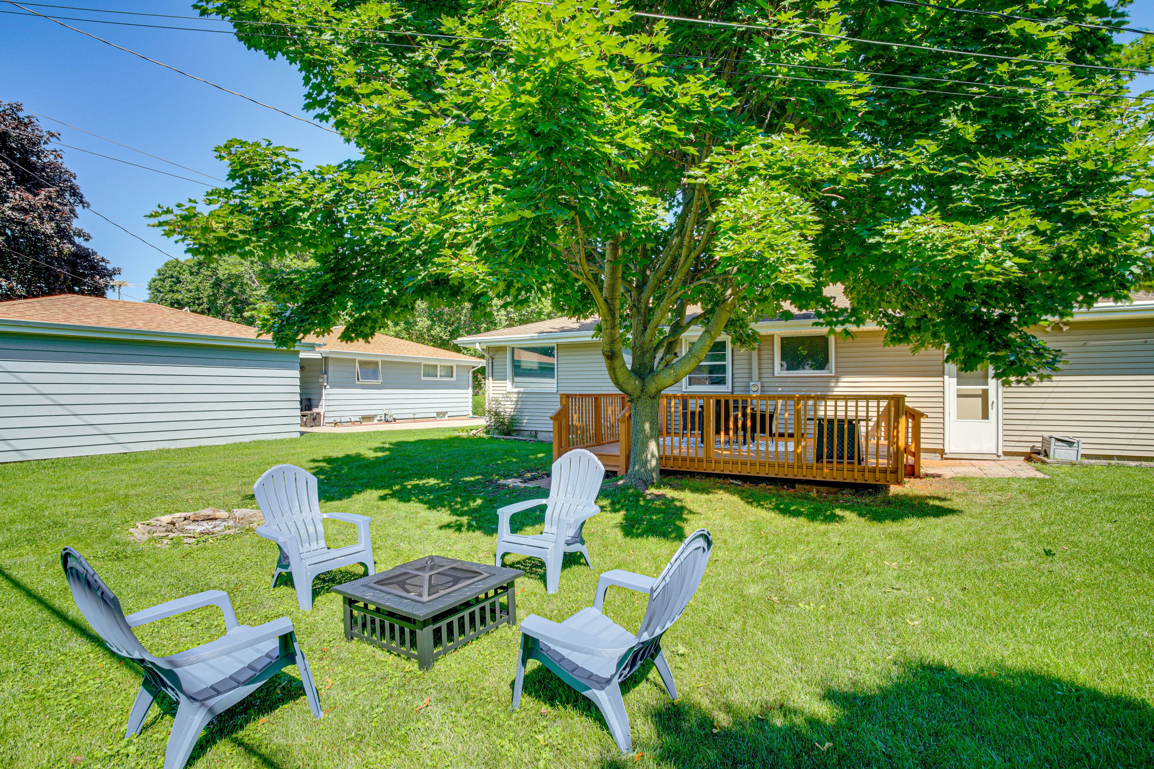 Sheboygan Vacation Rental | 2BR | 1BA | Stairs Required | 964 Sq Ft