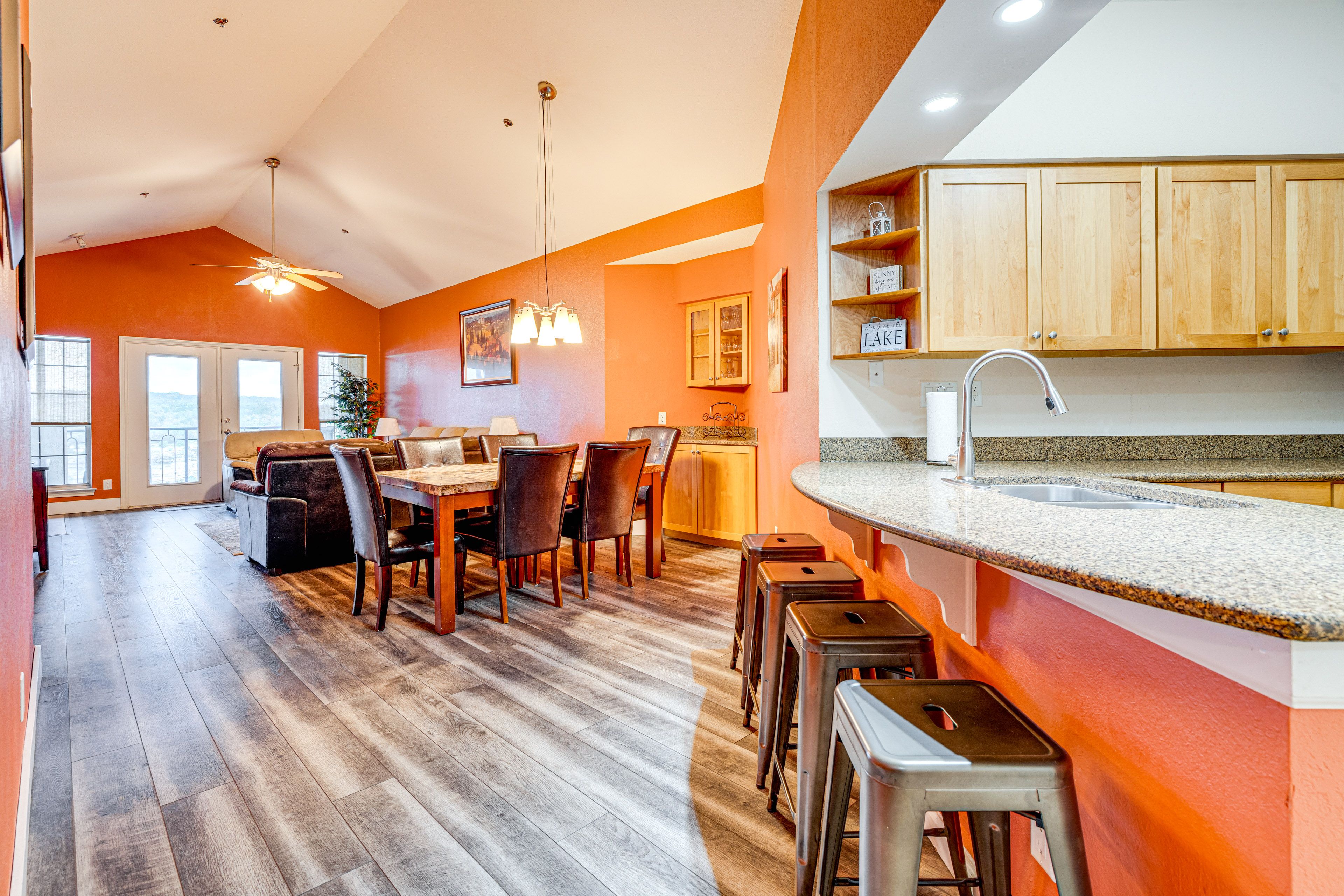 Dining Area | Dishware/Flatware | Trash Bags/Paper Towels