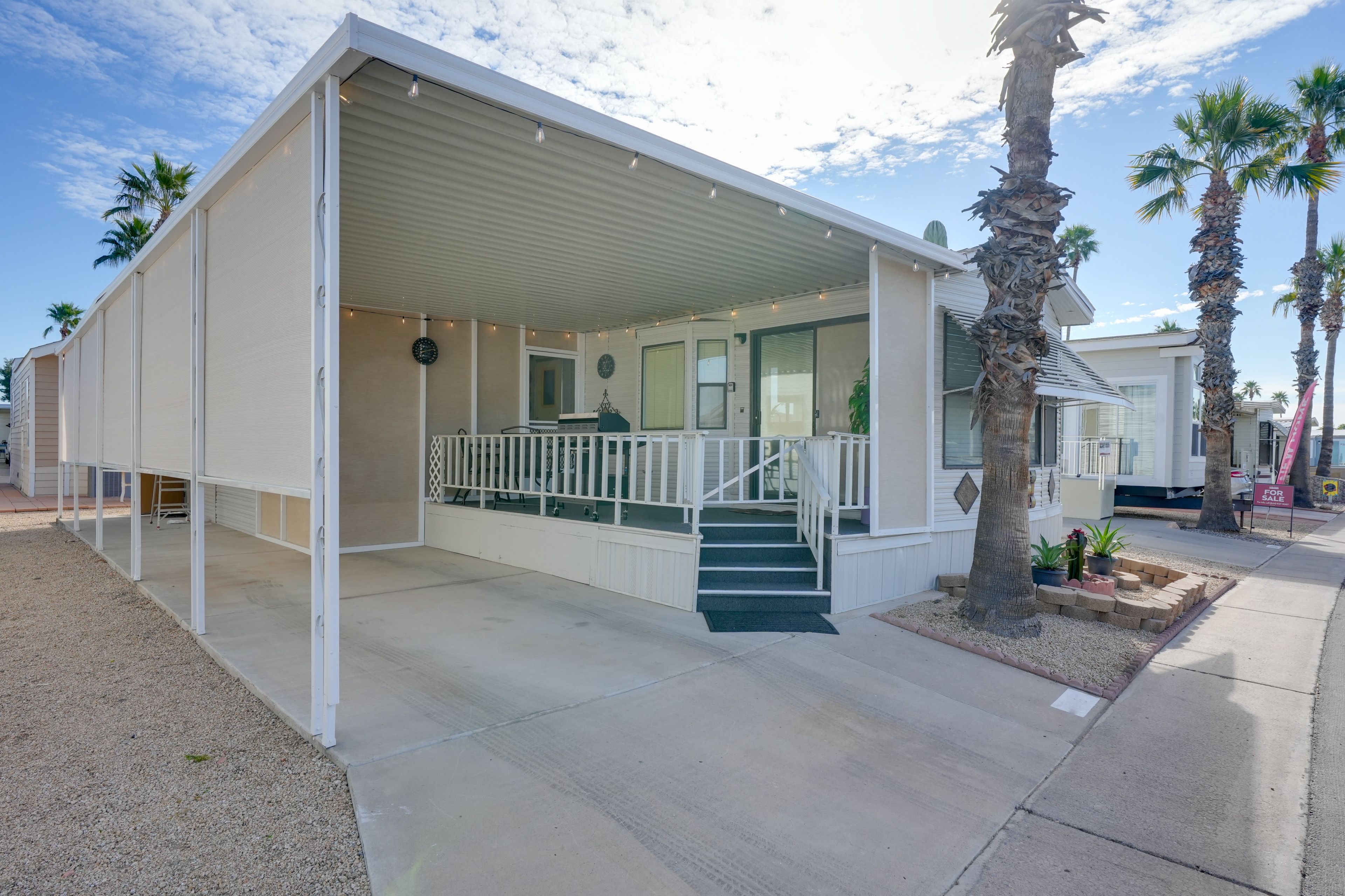 Parking | Driveway (1 Vehicle) | Street Parking (1 Vehicle)