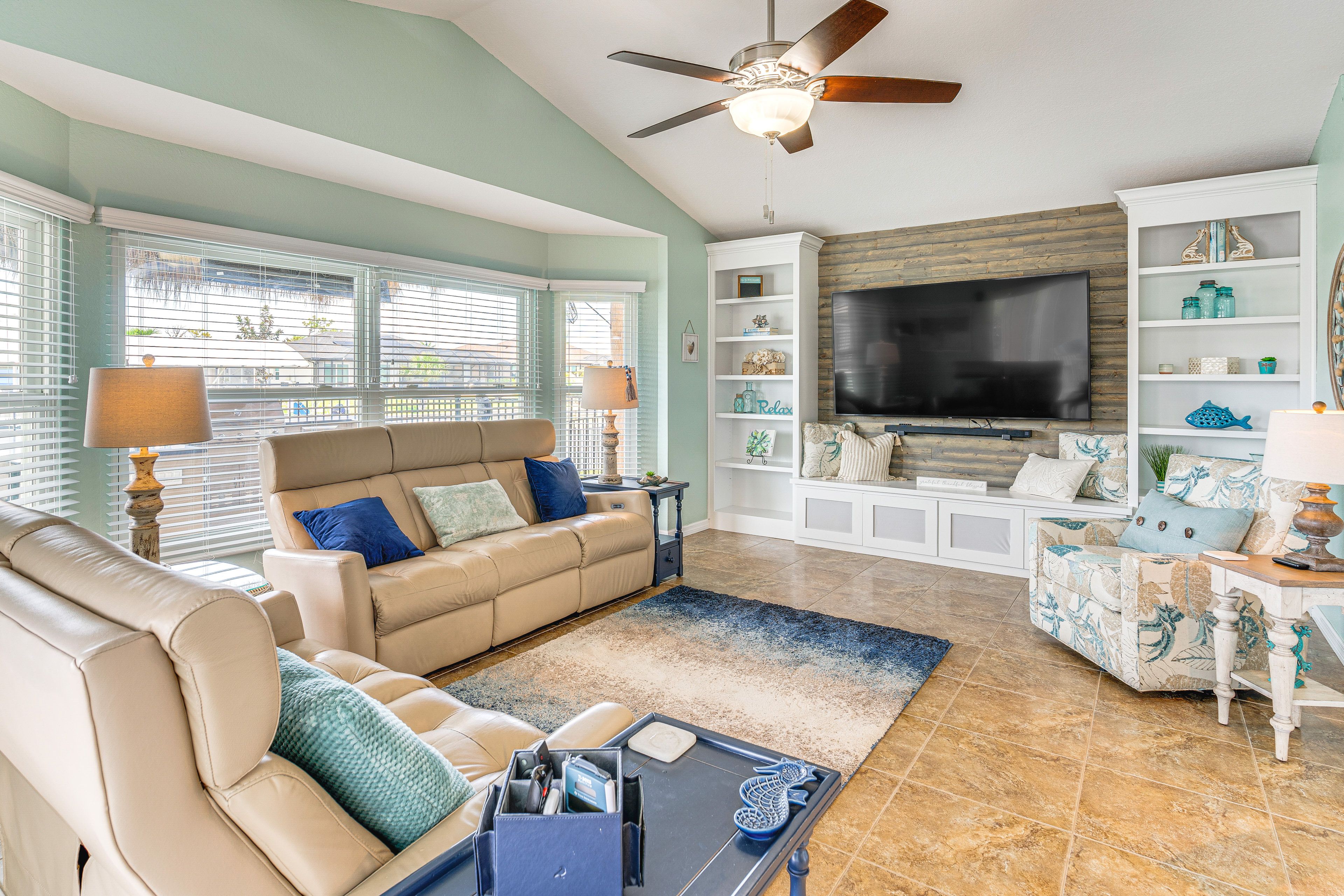 Living Room | Smart TV w/ Cable | Free WiFi | Central Heat & A/C