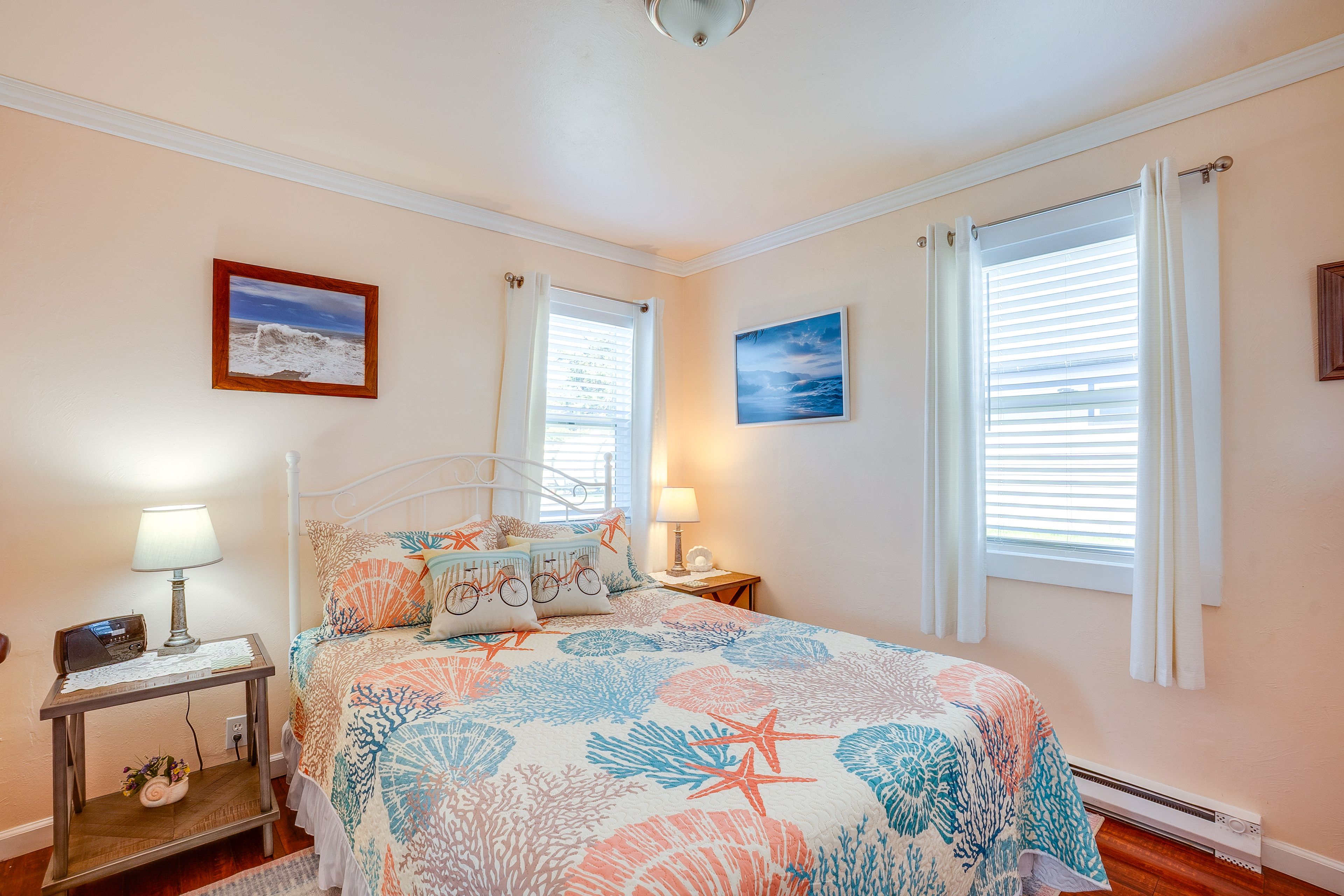 Bedroom 2 | Queen Bed