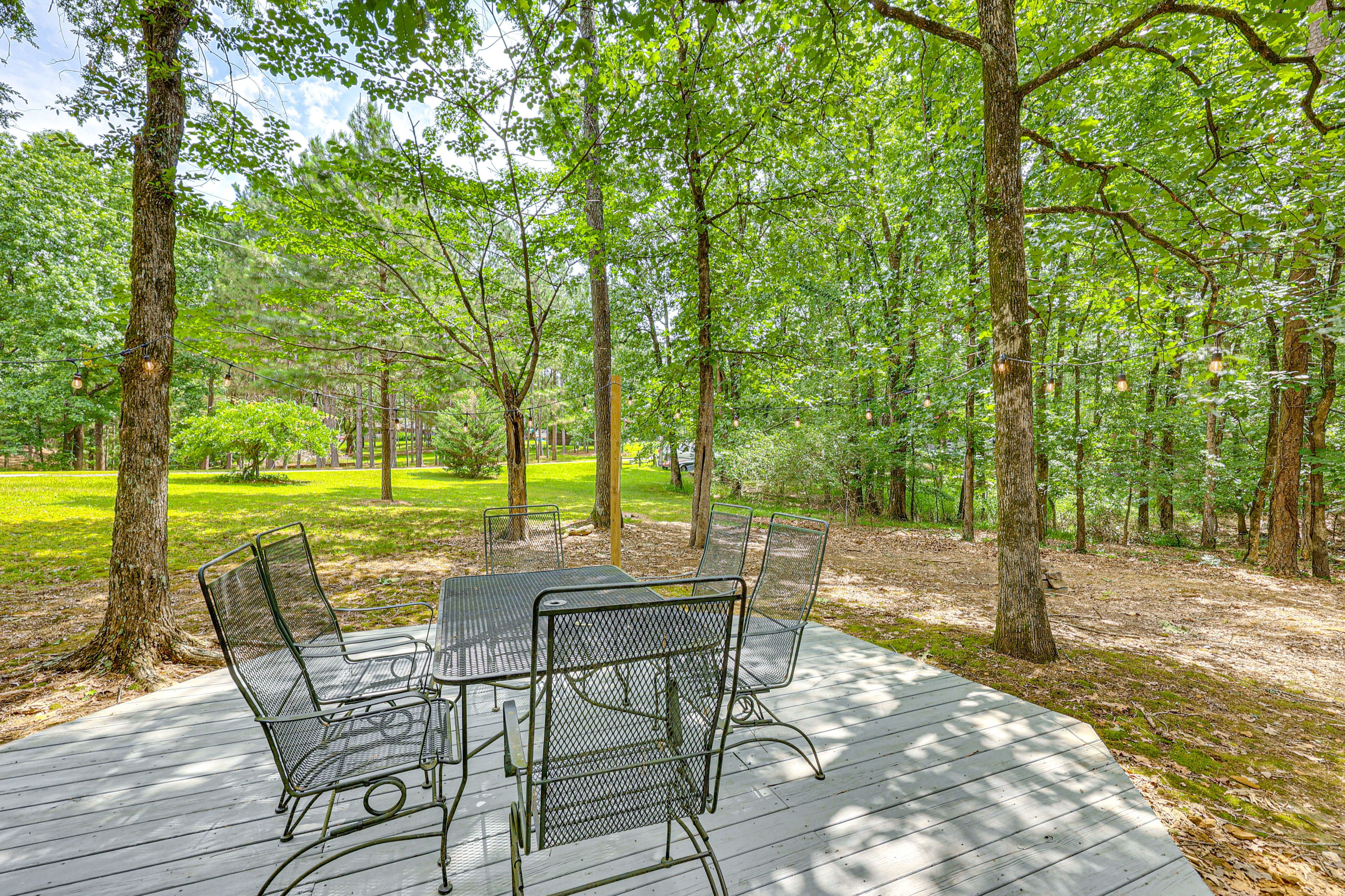 Front Deck | Dining Set