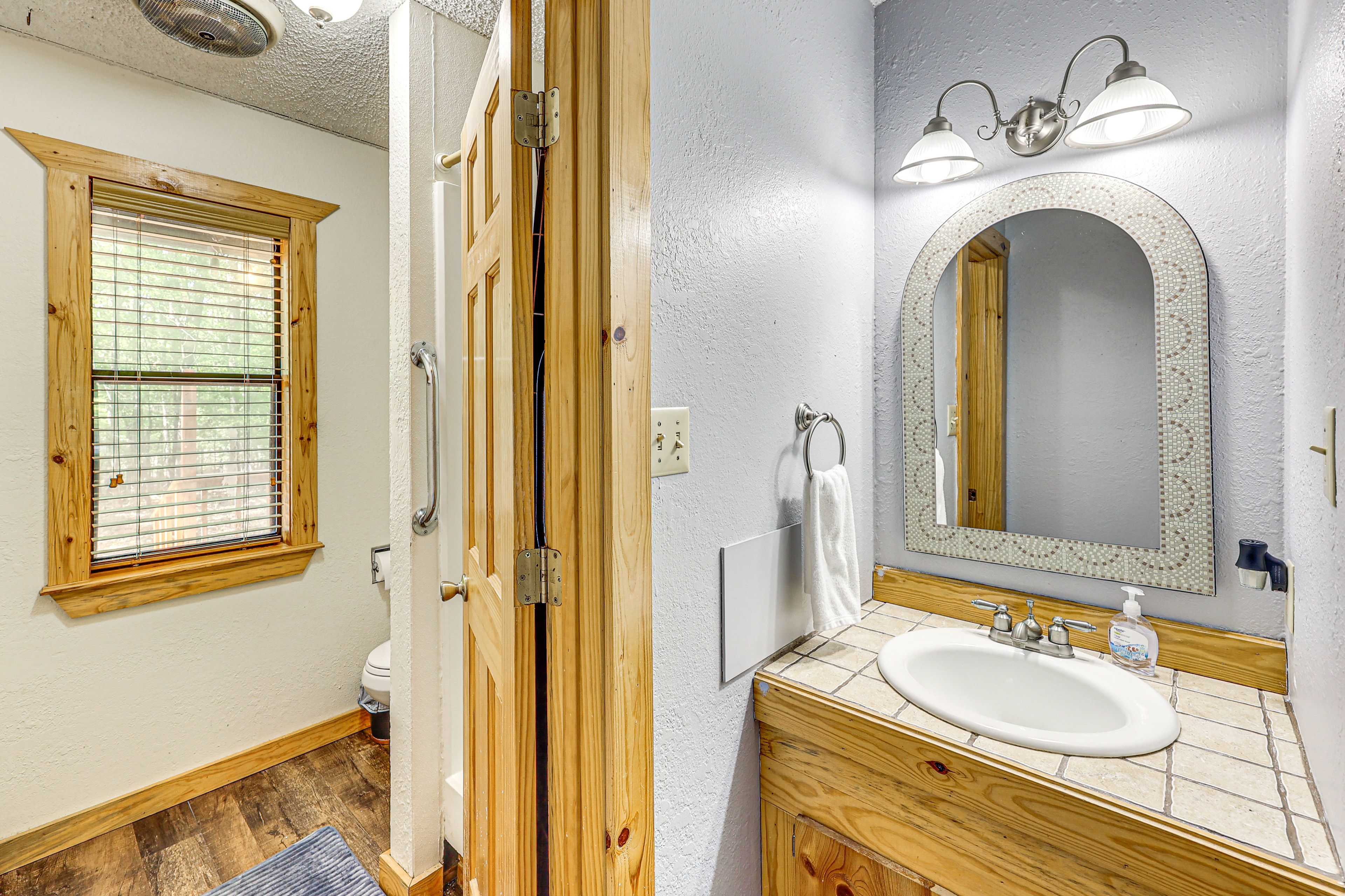 Full Bathroom