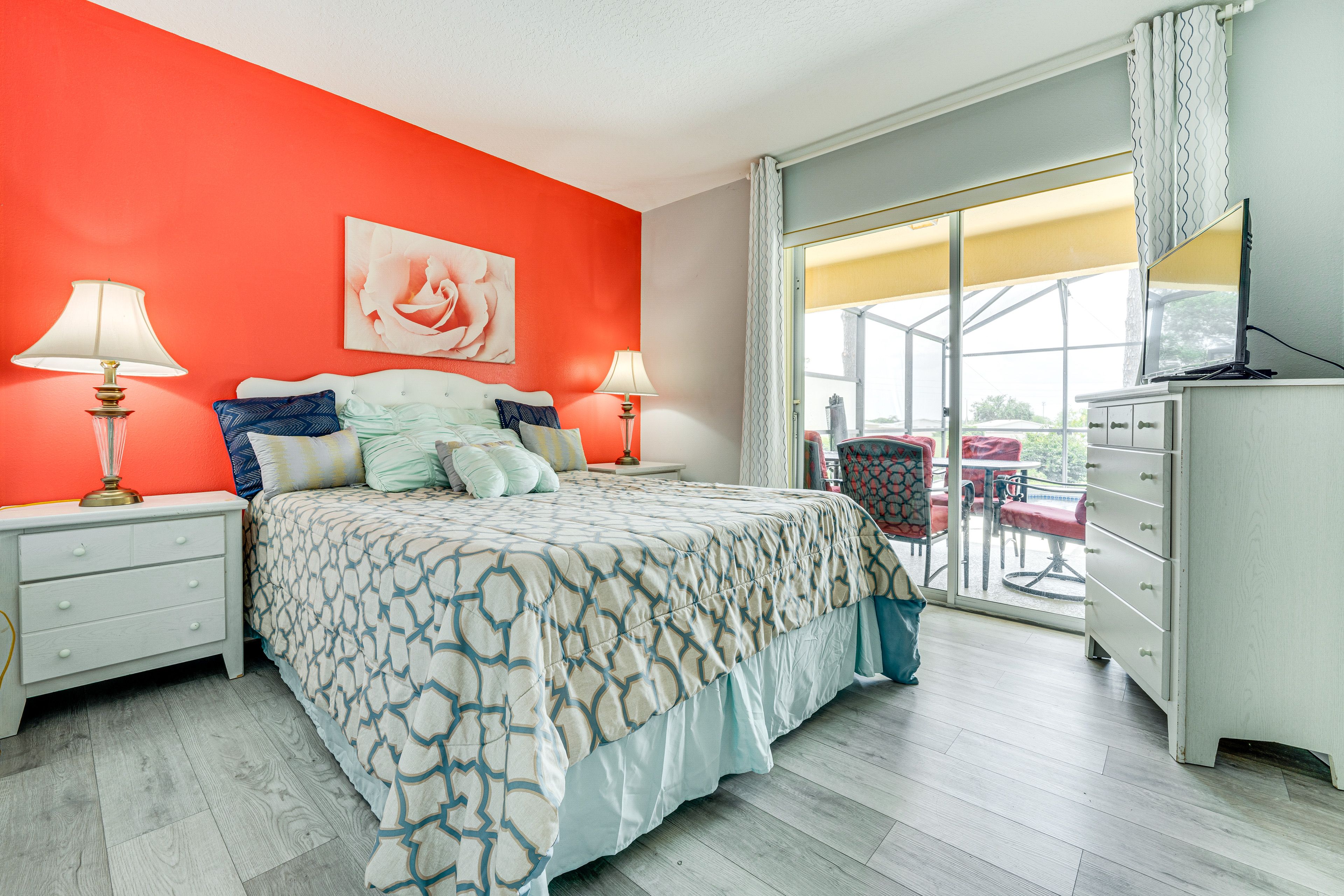 Bedroom 4 | 1st Floor | Queen Bed | Lanai Access