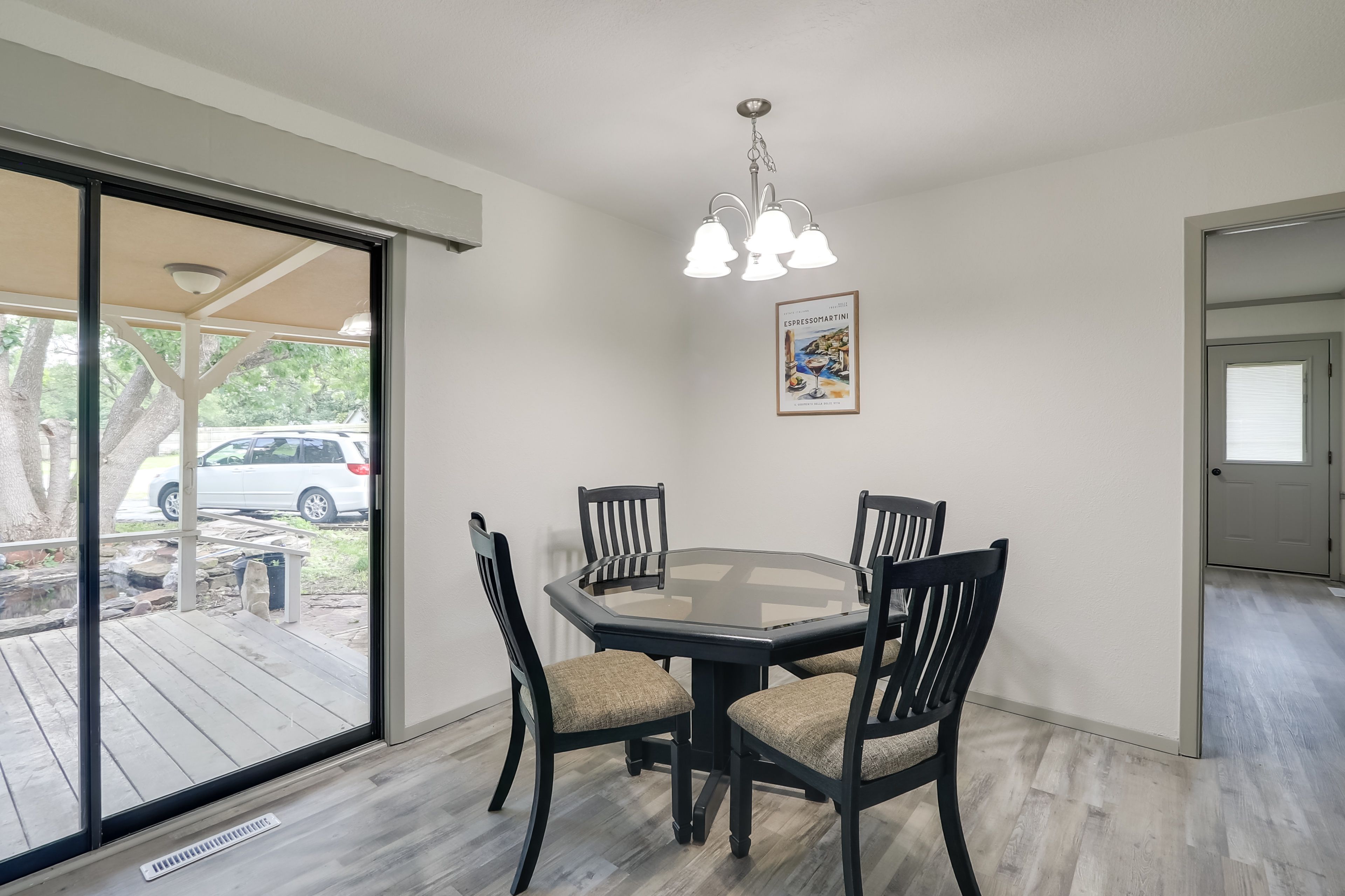 Eat-In Kitchen | Blender | Toaster Oven | Rice Cooker | 1st Floor