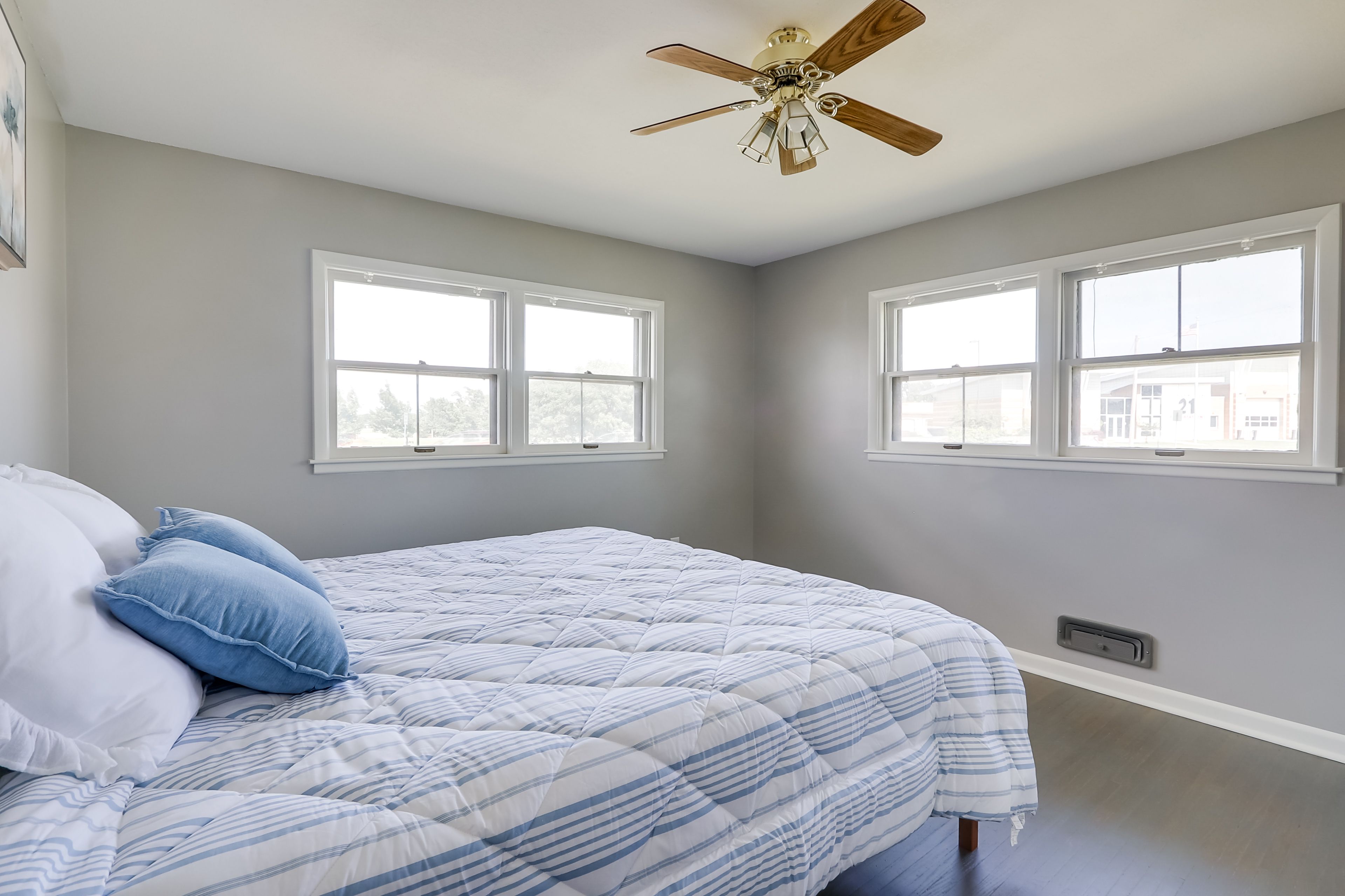 Bedroom 1 | King Bed | Linens Provided