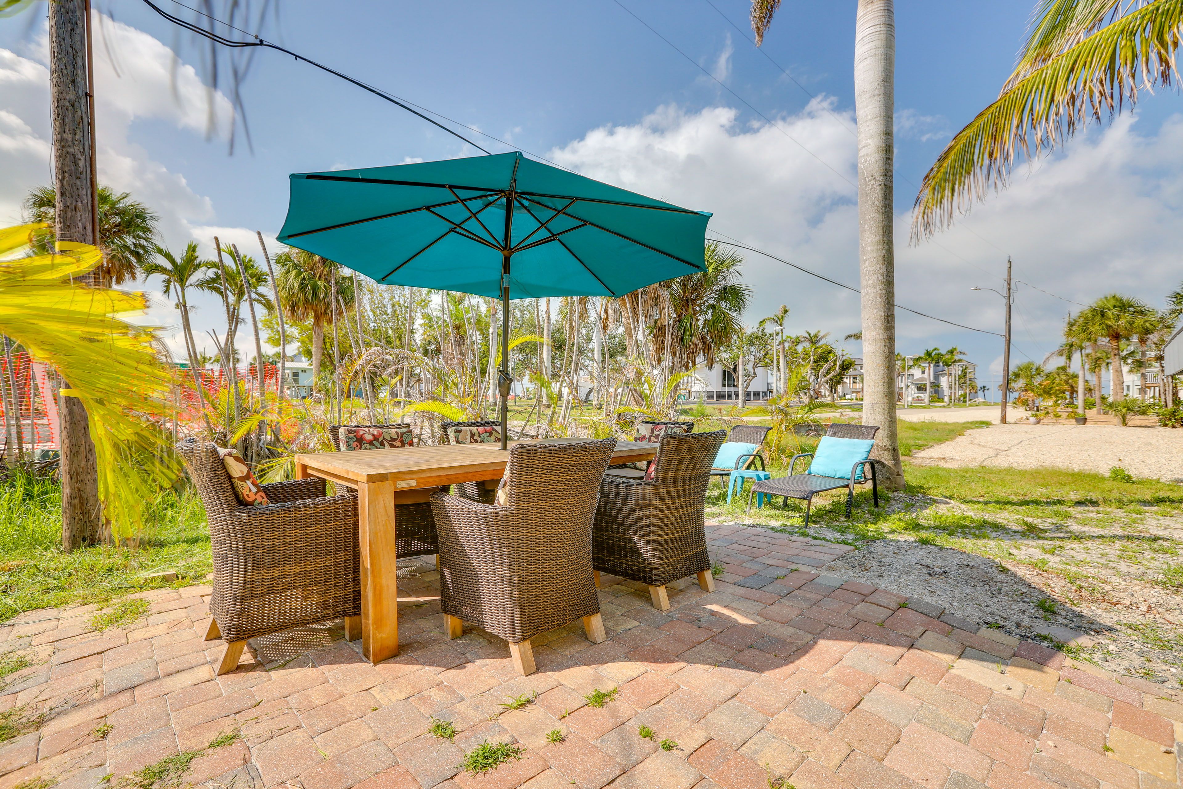 Shared Outdoor Spaces | Gas Grill | Fire Pit | Single-Story Condo