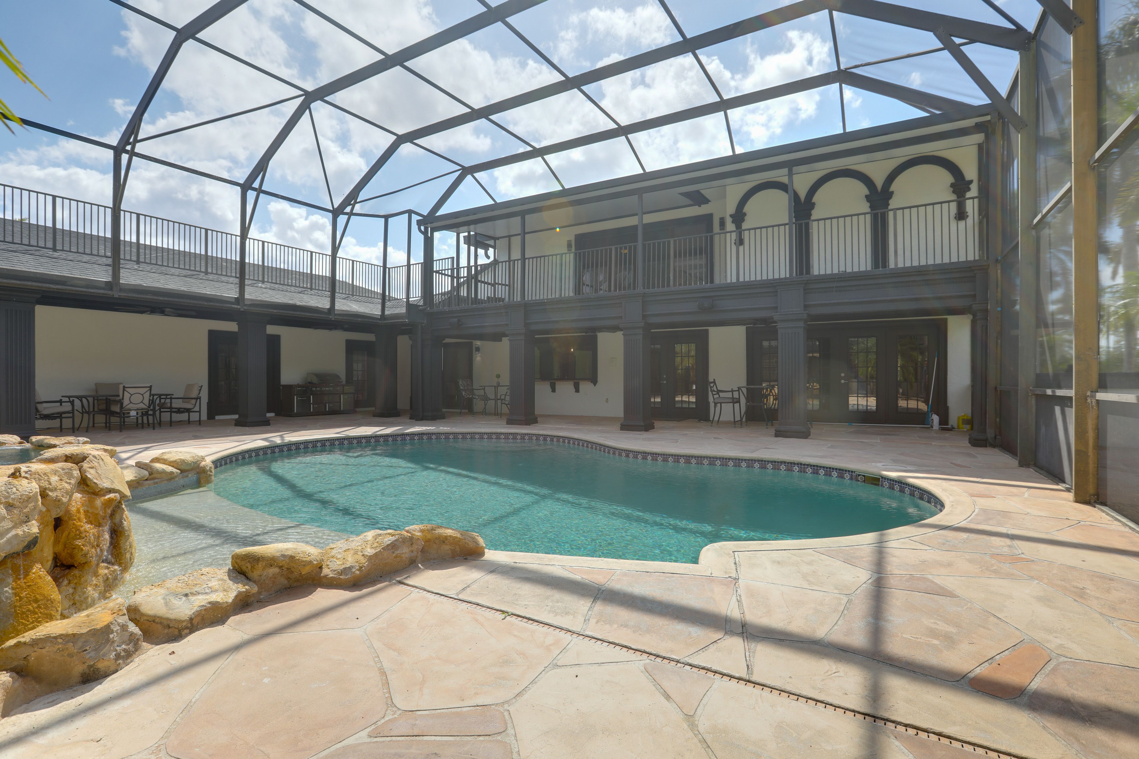 Shared Lanai | Spa | Pool | Outdoor Dining Areas