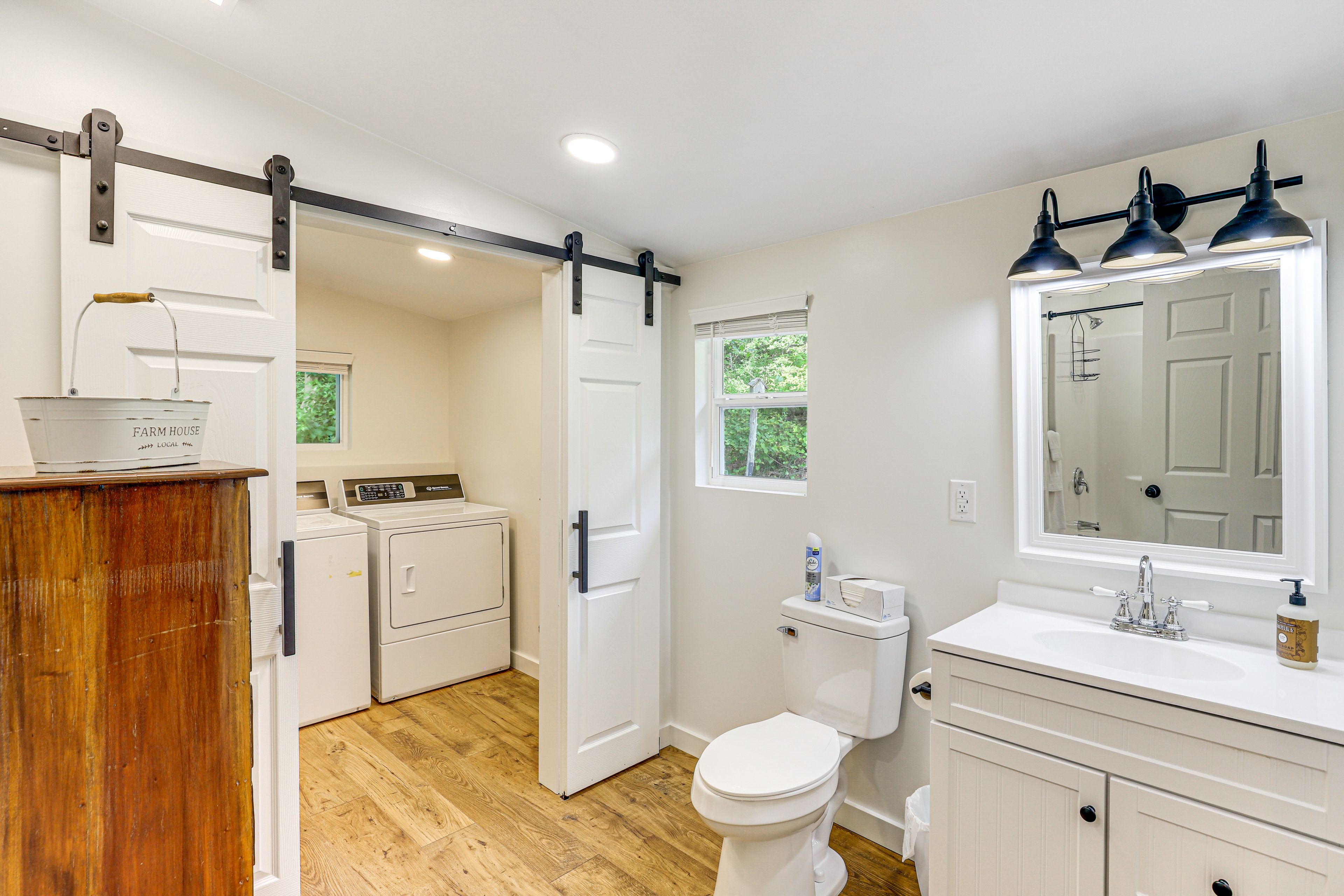 Bathroom | Towels Provided