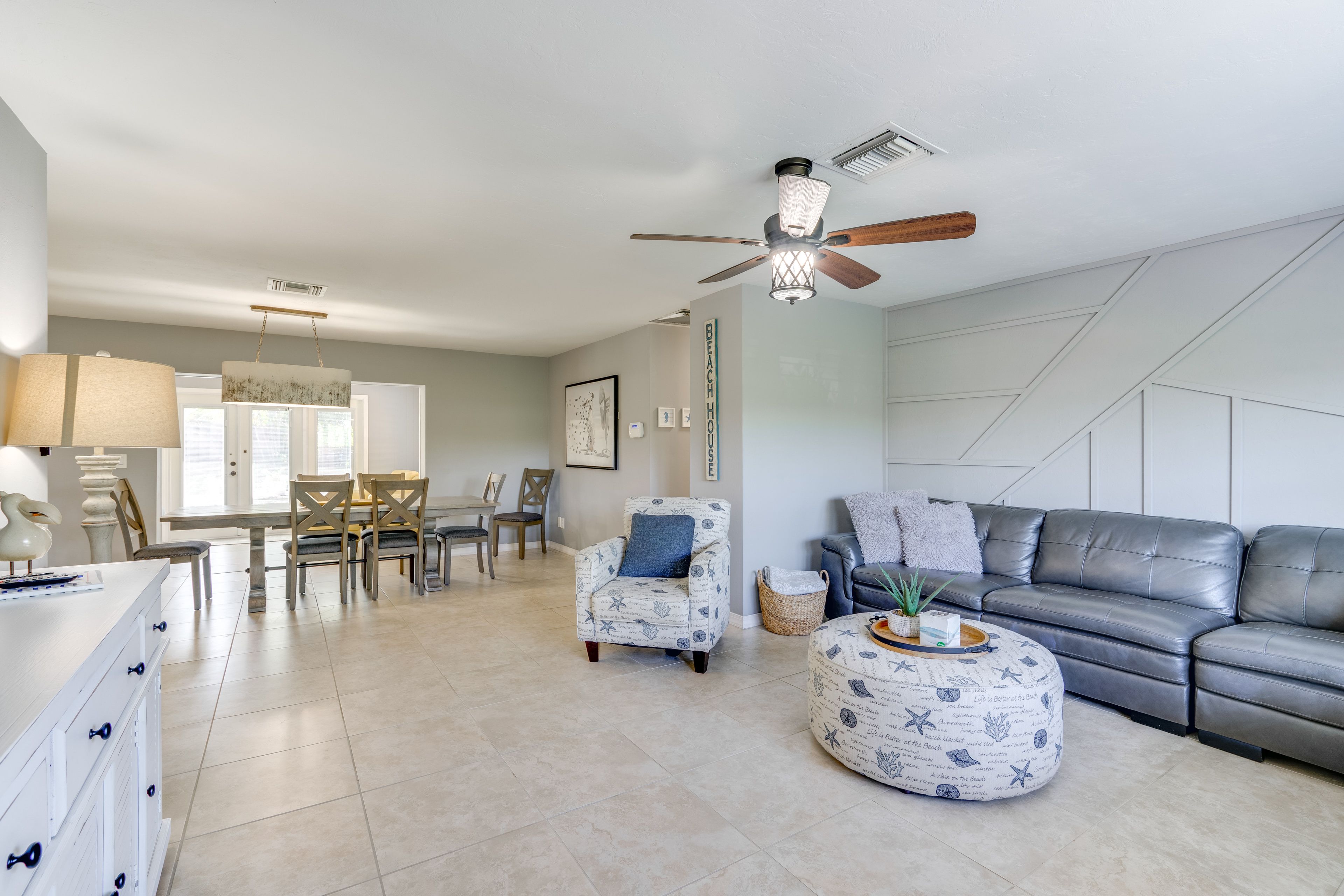 Living Room | Smart TV | Ceiling Fans