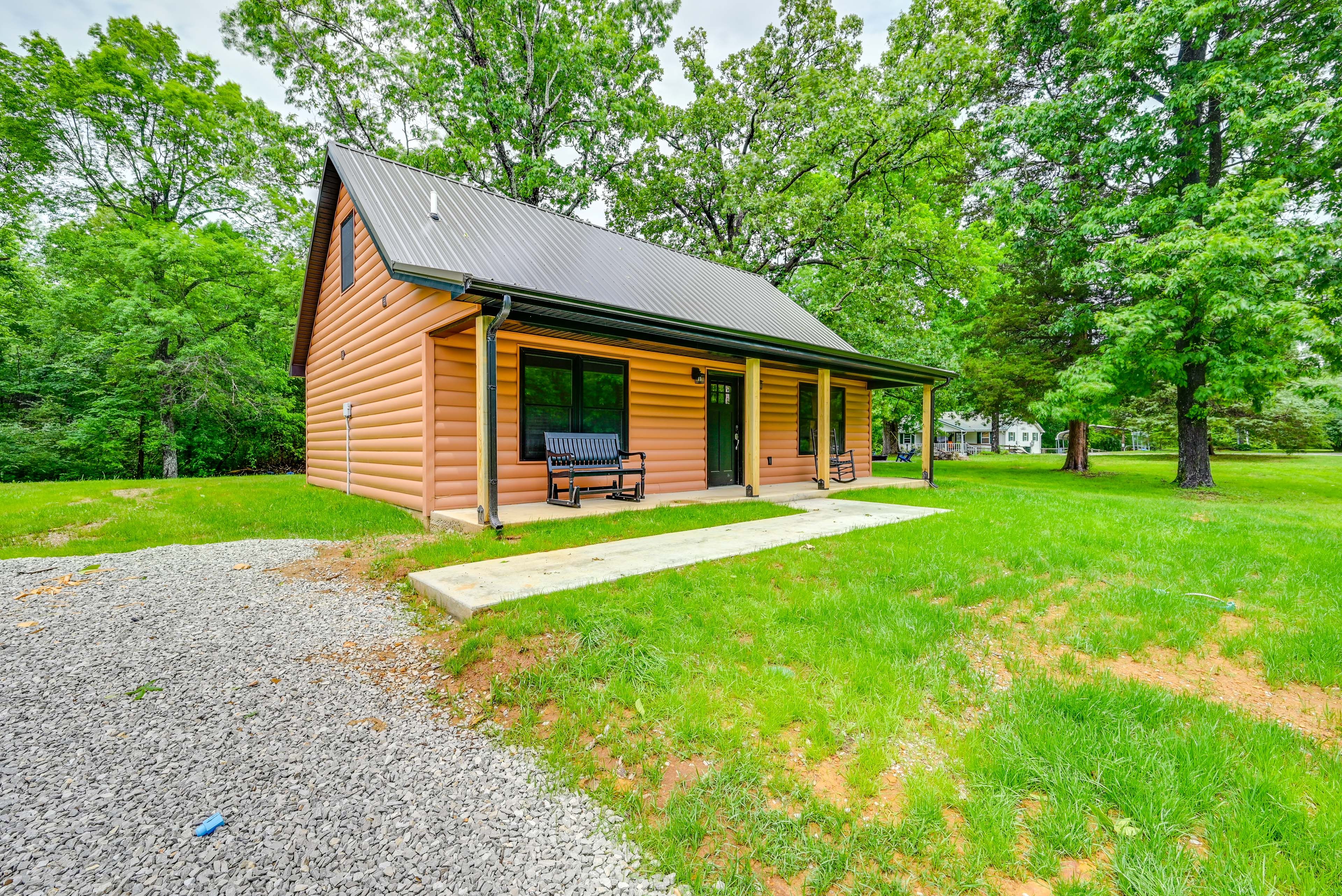 Exterior | Gravel Driveway (3 Vehicles)