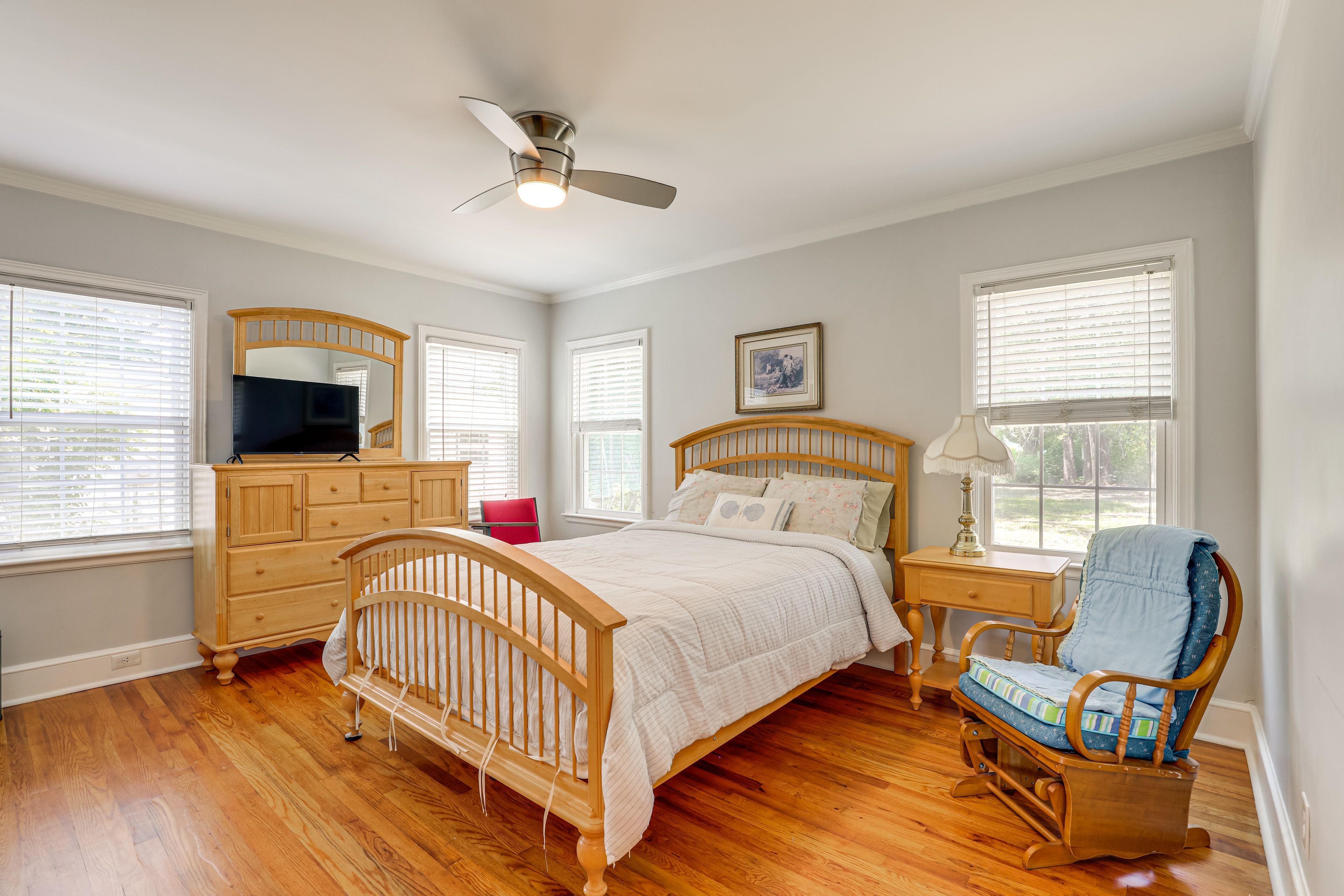 Bedroom 3 | Full Bed | 1st Floor