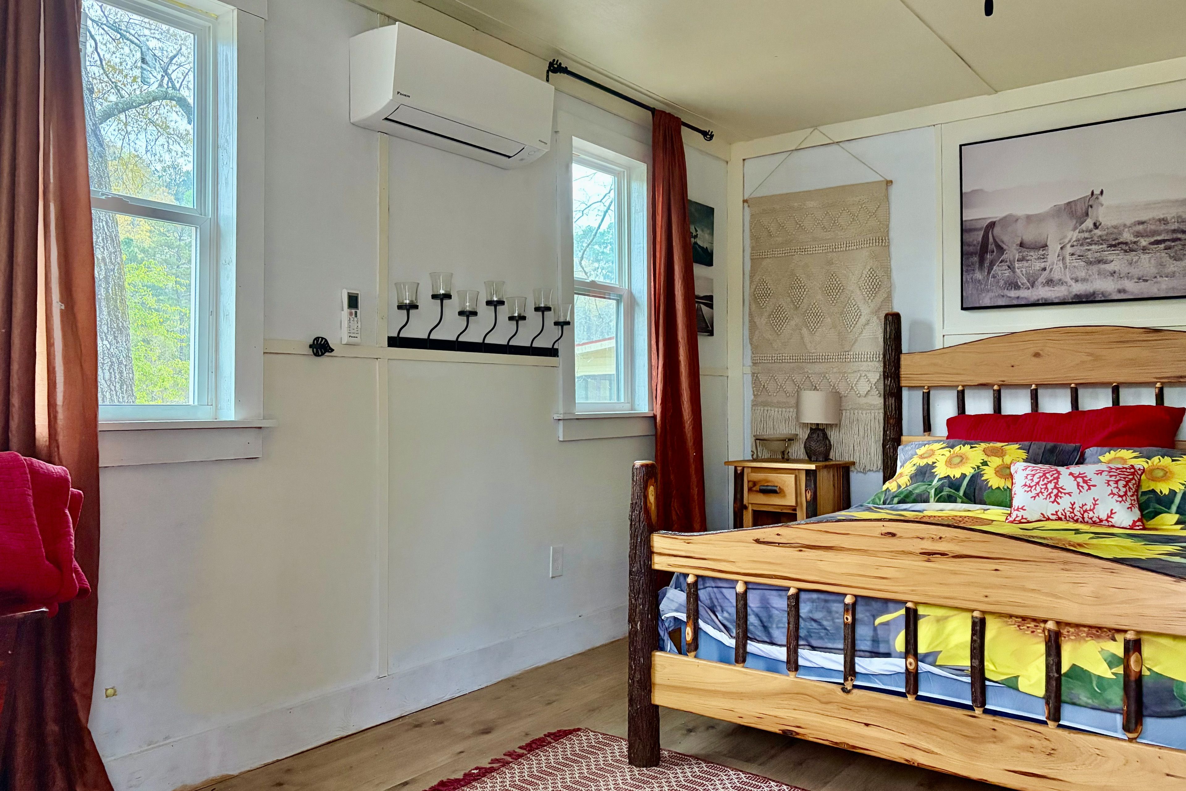 Bedroom 3 (Detached Room) | Single-Story Unit | Queen Bed | Linens Provided