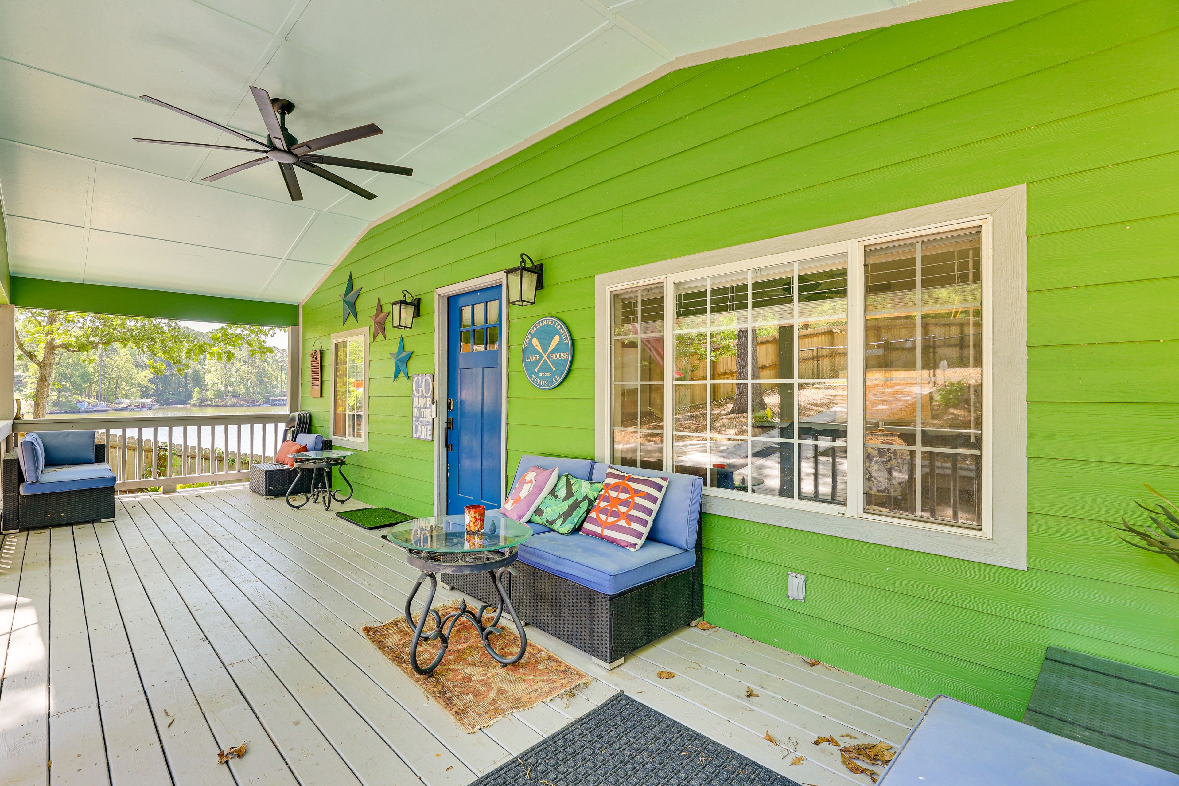 Porch | 2-Story House