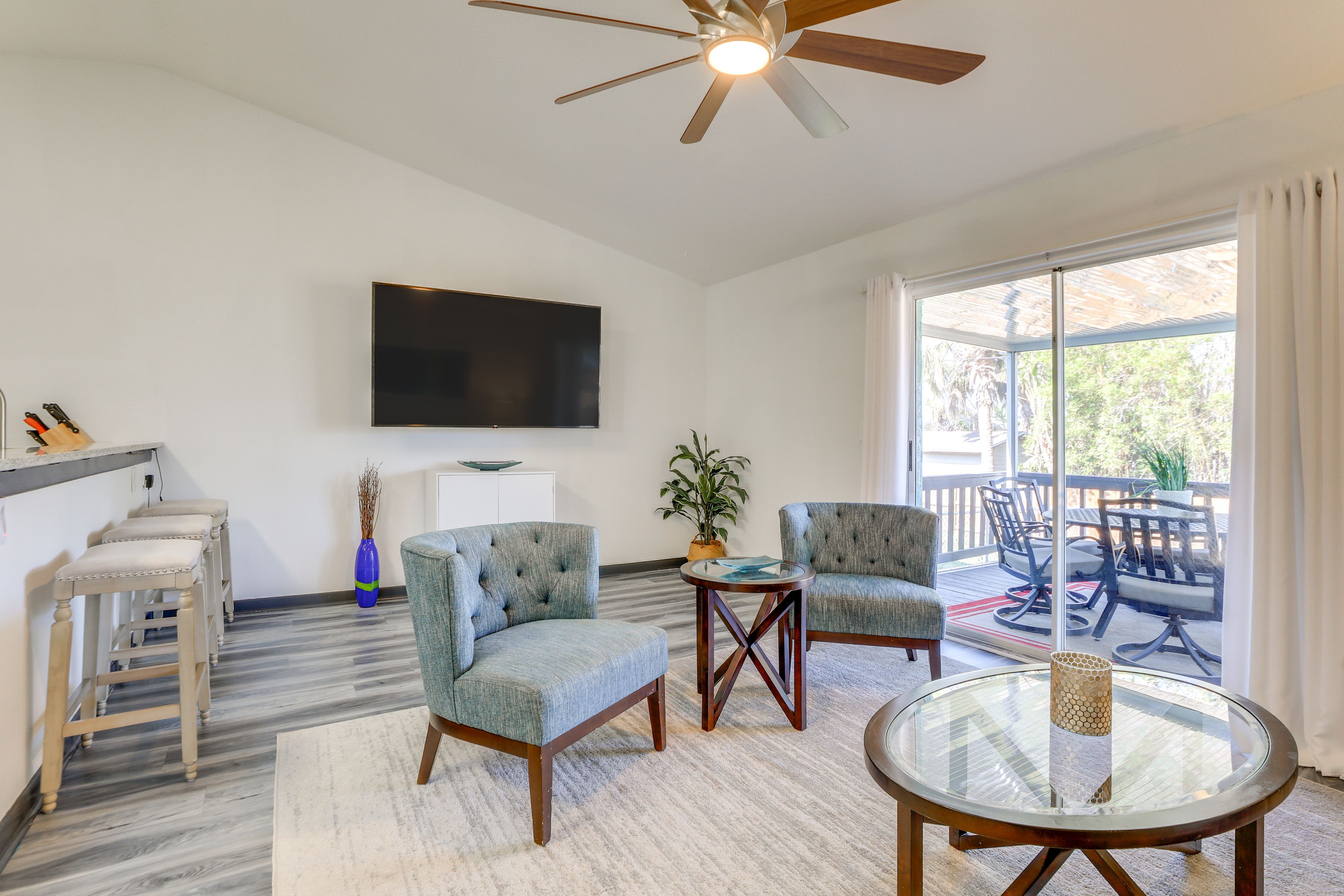 Bradenton Vacation Rental | 3BR | 2BA | 1,250 Sq Ft | Stairs Required