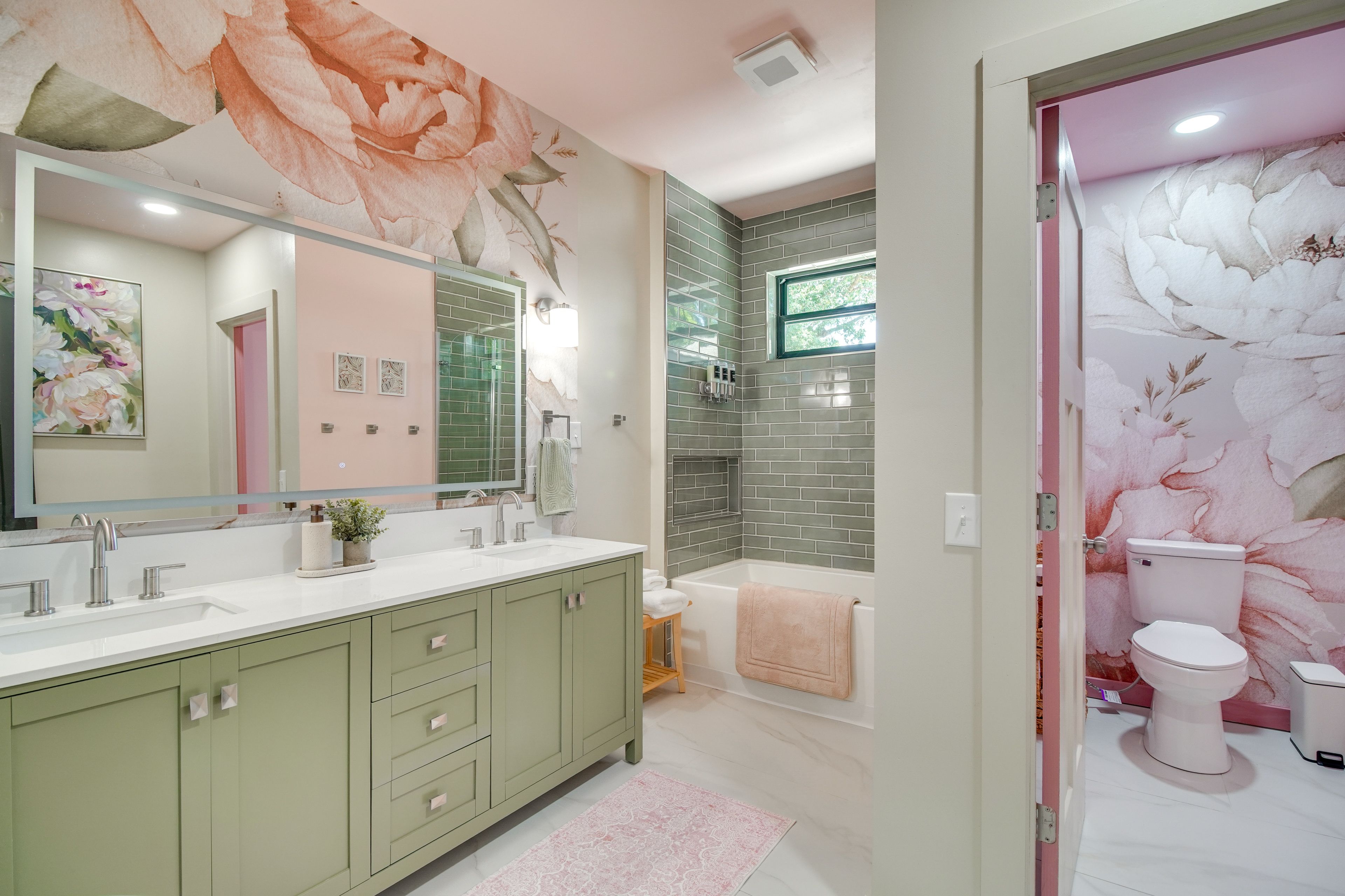 Full Bathroom