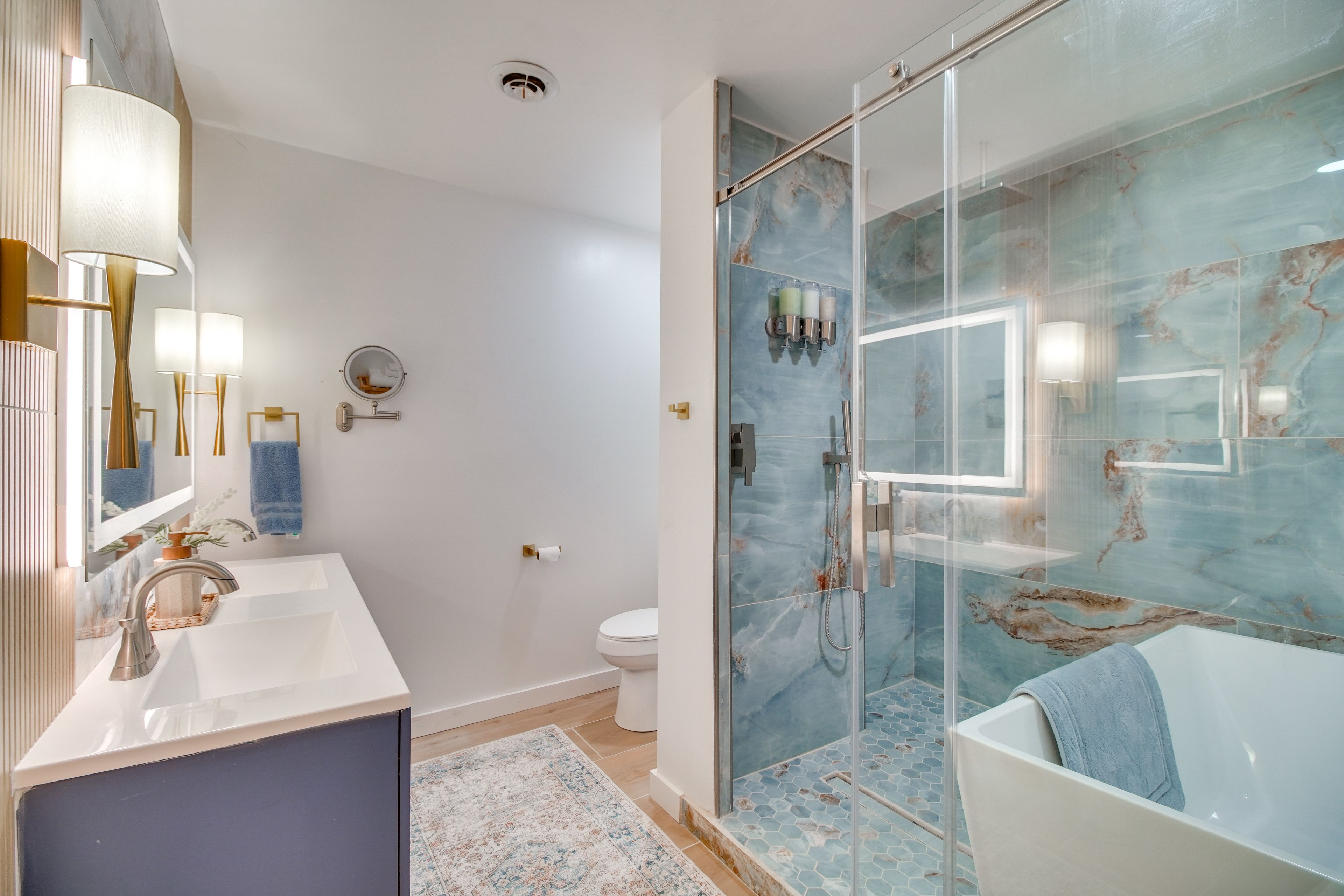 En-Suite Bathroom