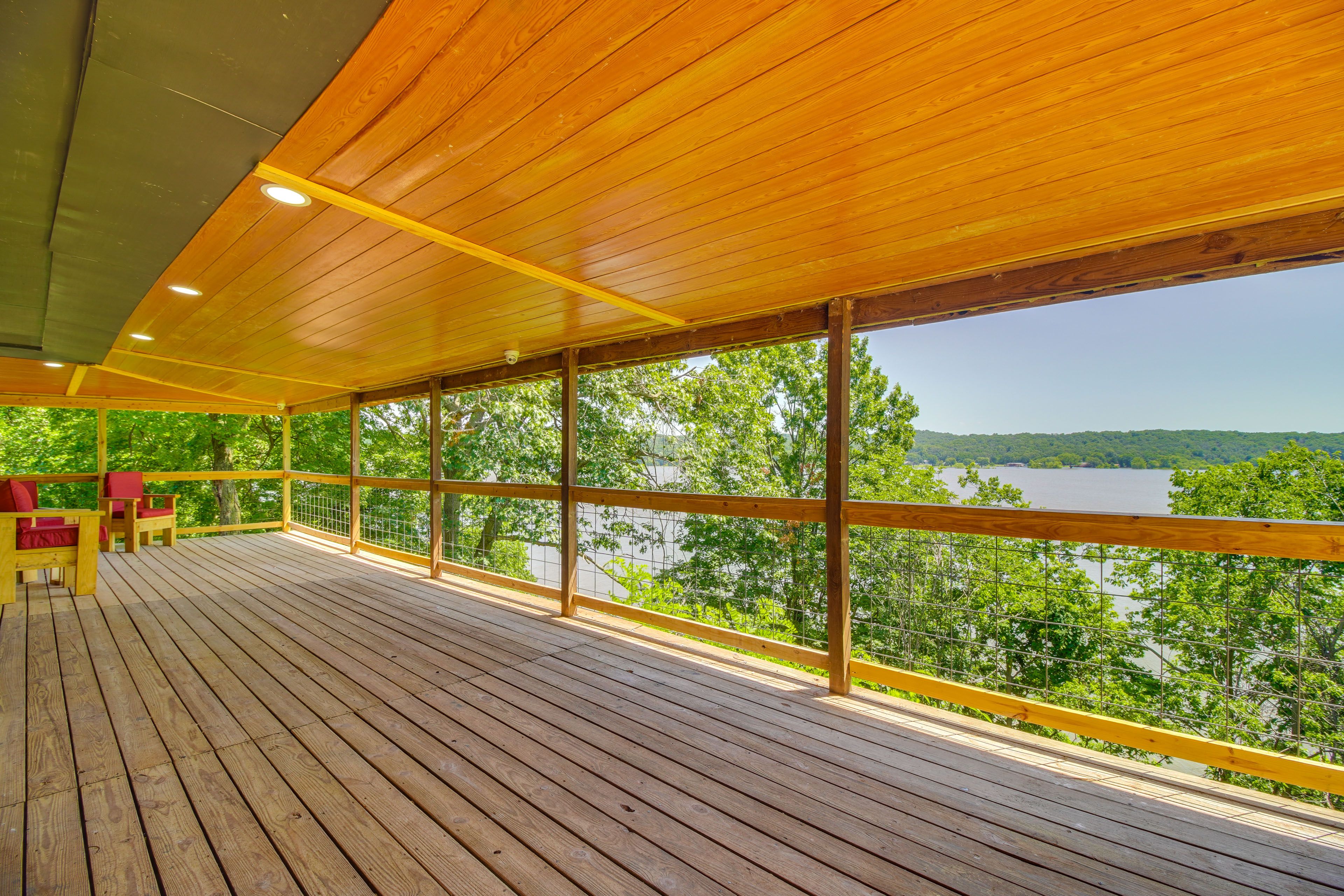 Wraparound Porch | Gas Grill | Lakefront View