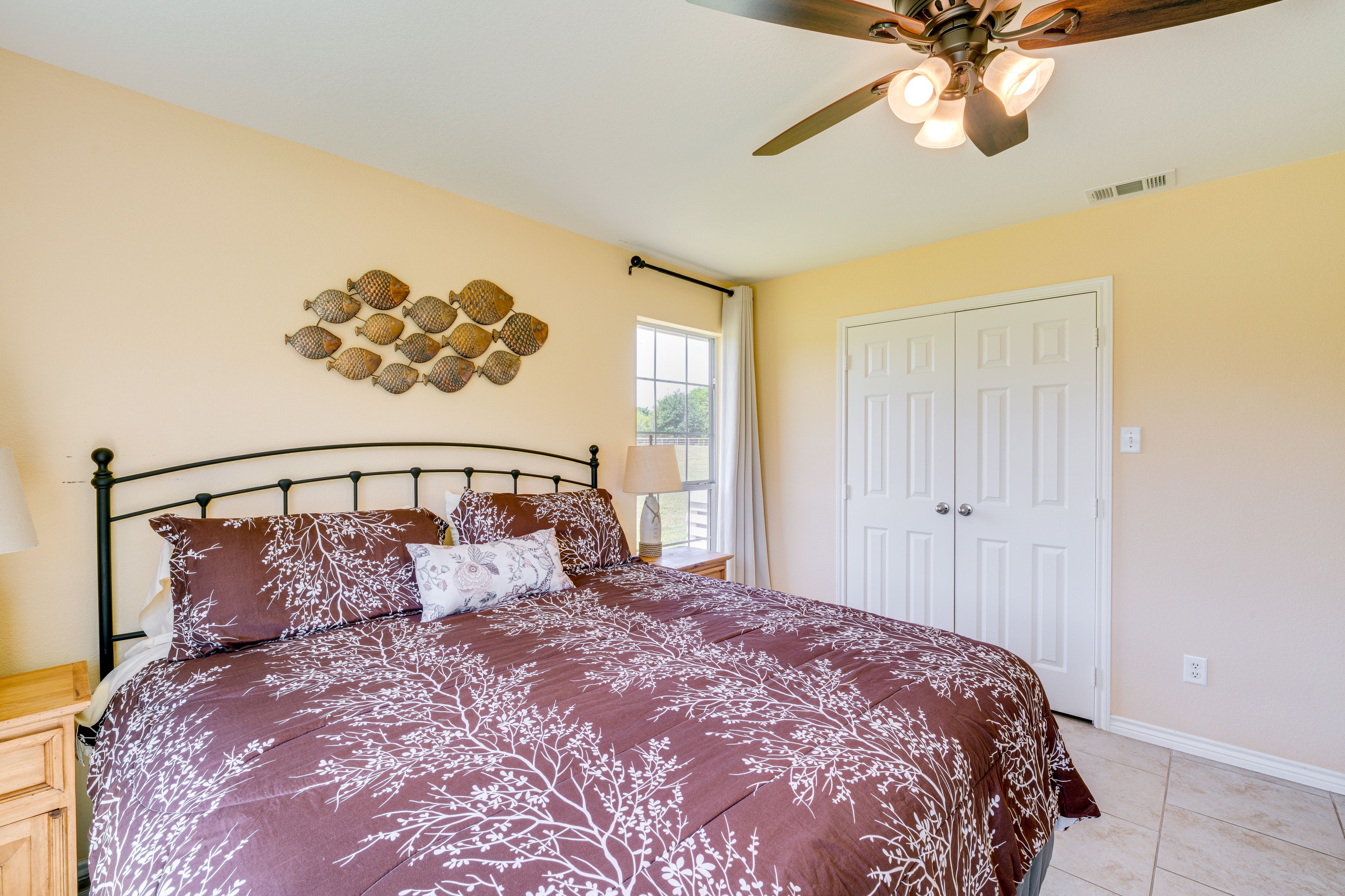 Bedroom 4 (Casita 1) | 1st Floor | King Bed