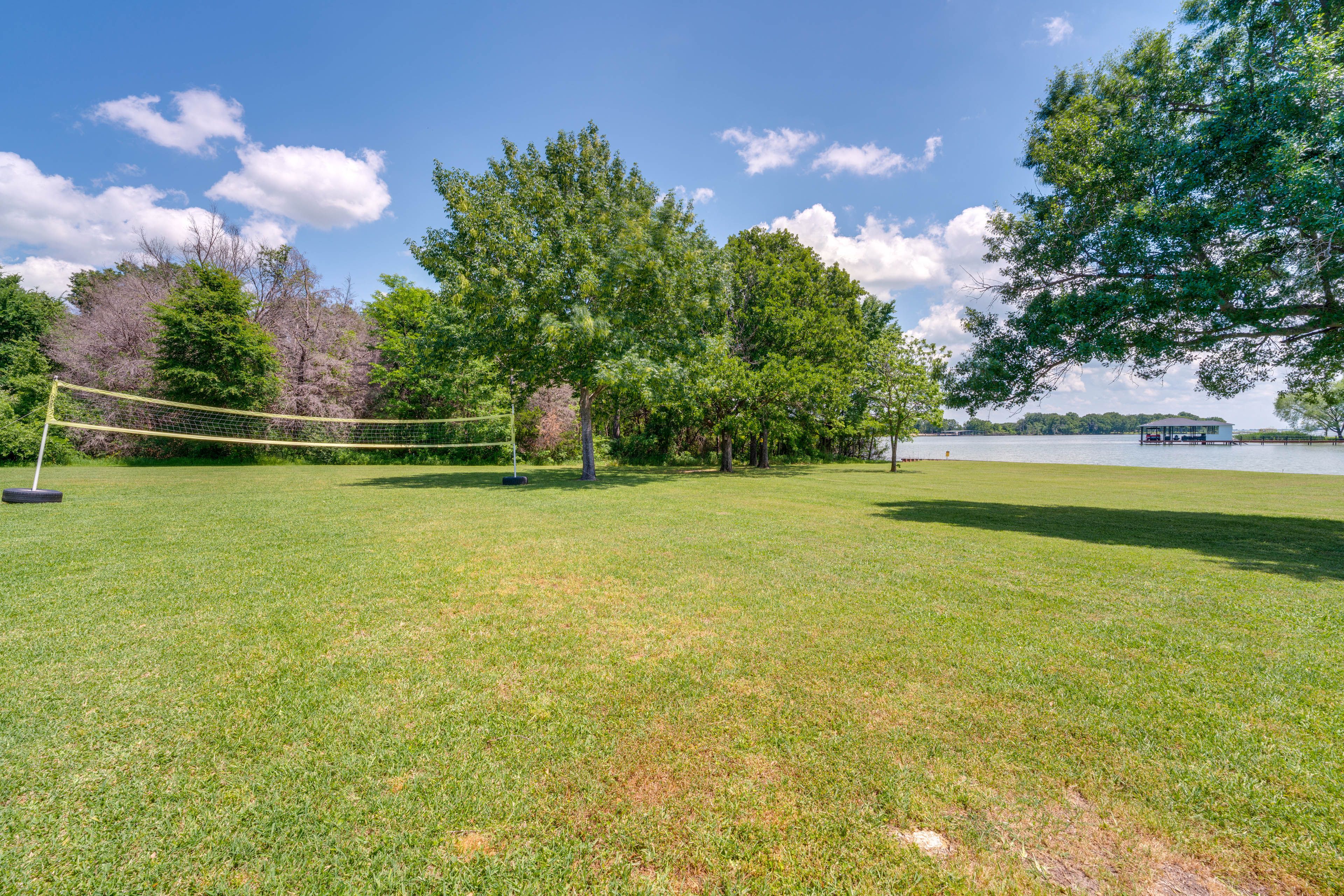 Backyard | Volleyball Net